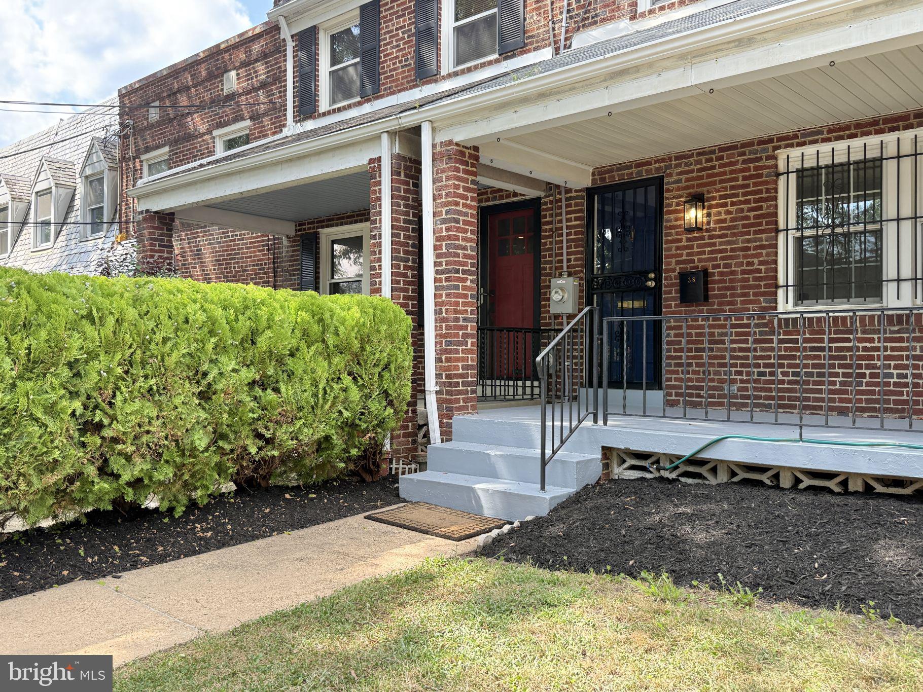 38 CRITTENDEN STREET NE