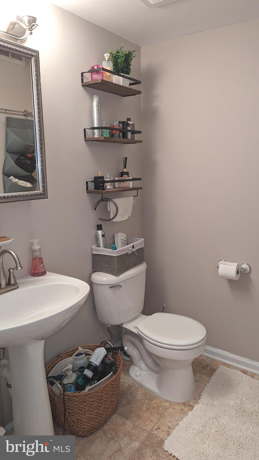 KING FARM - Residential Lease