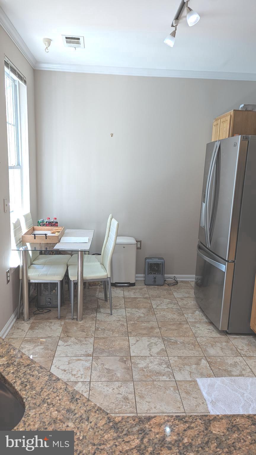 KING FARM - Residential Lease