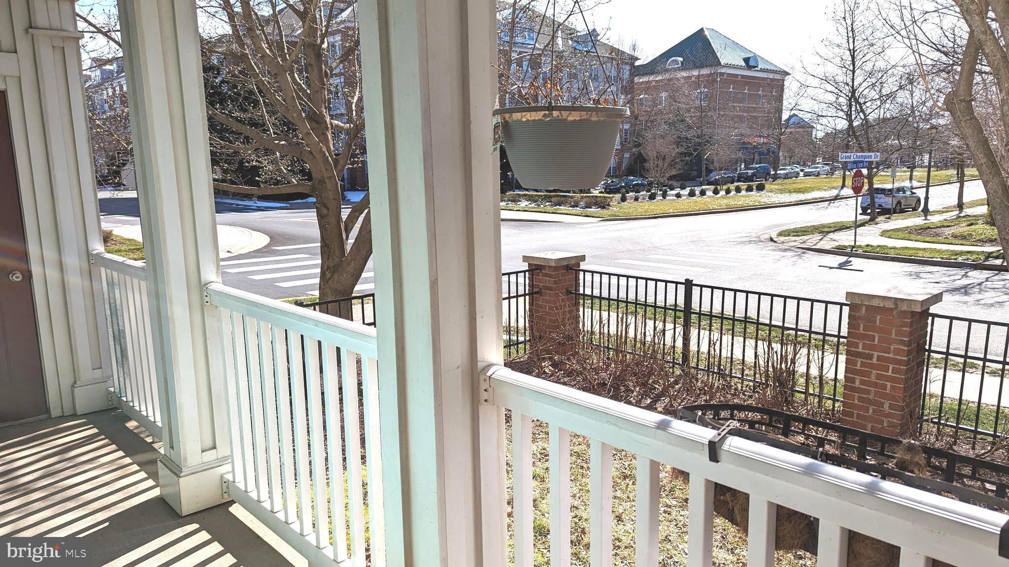 KING FARM - Residential Lease