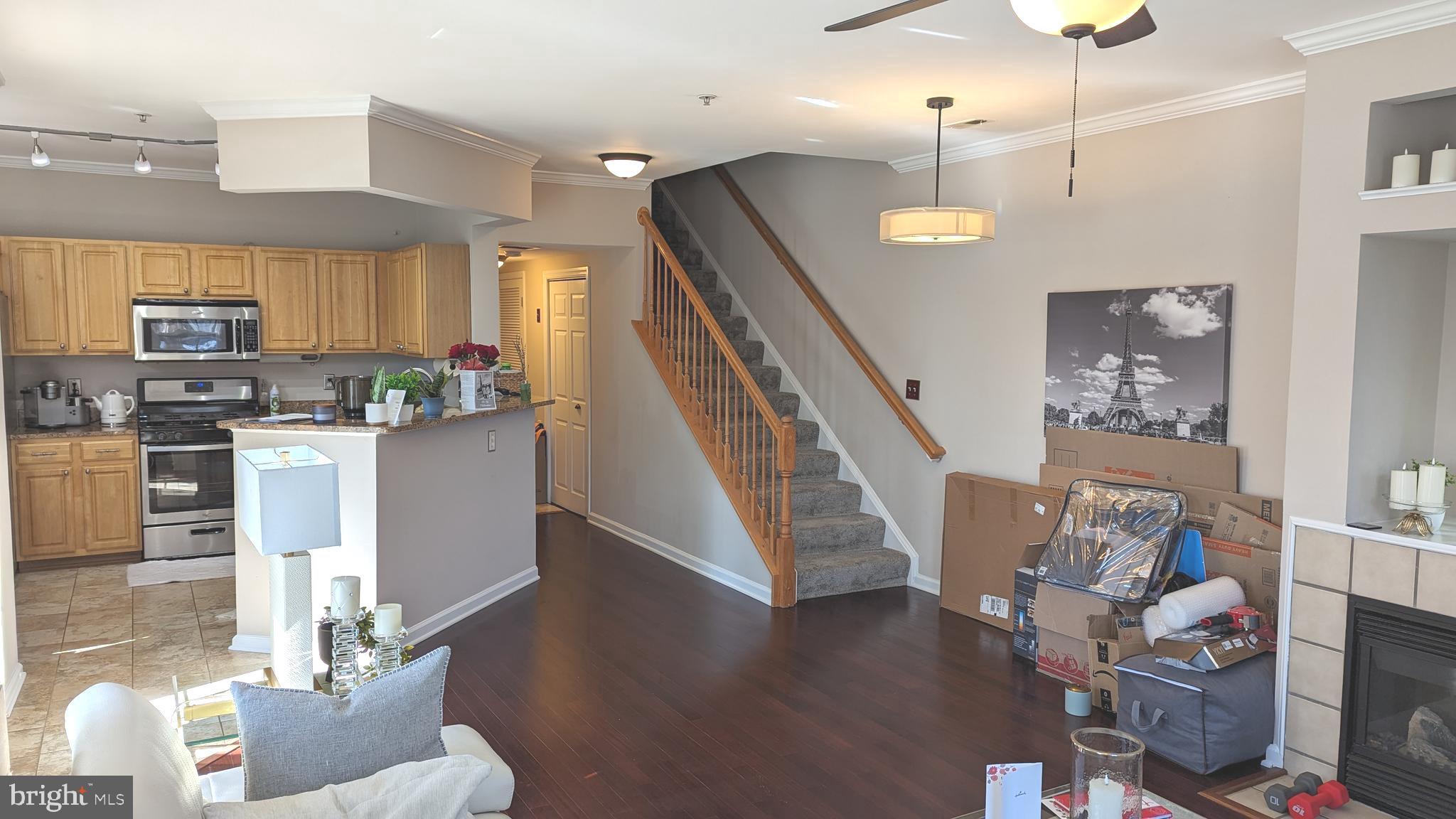 KING FARM - Residential Lease