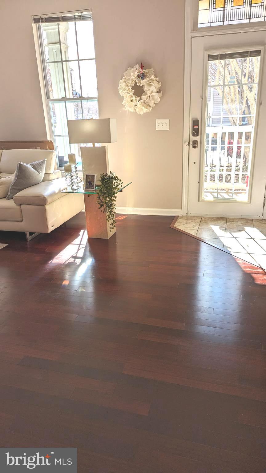 KING FARM - Residential Lease