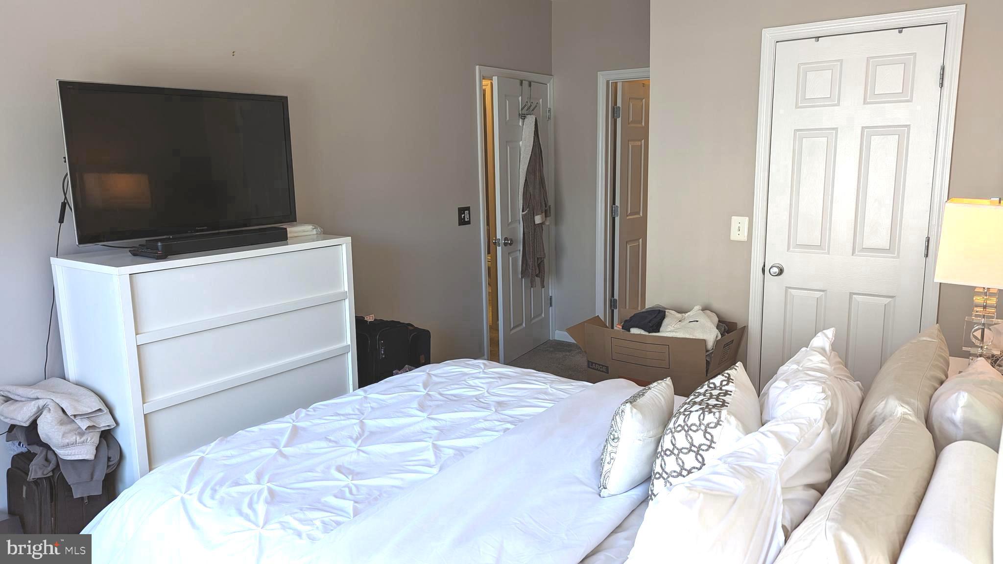 KING FARM - Residential Lease