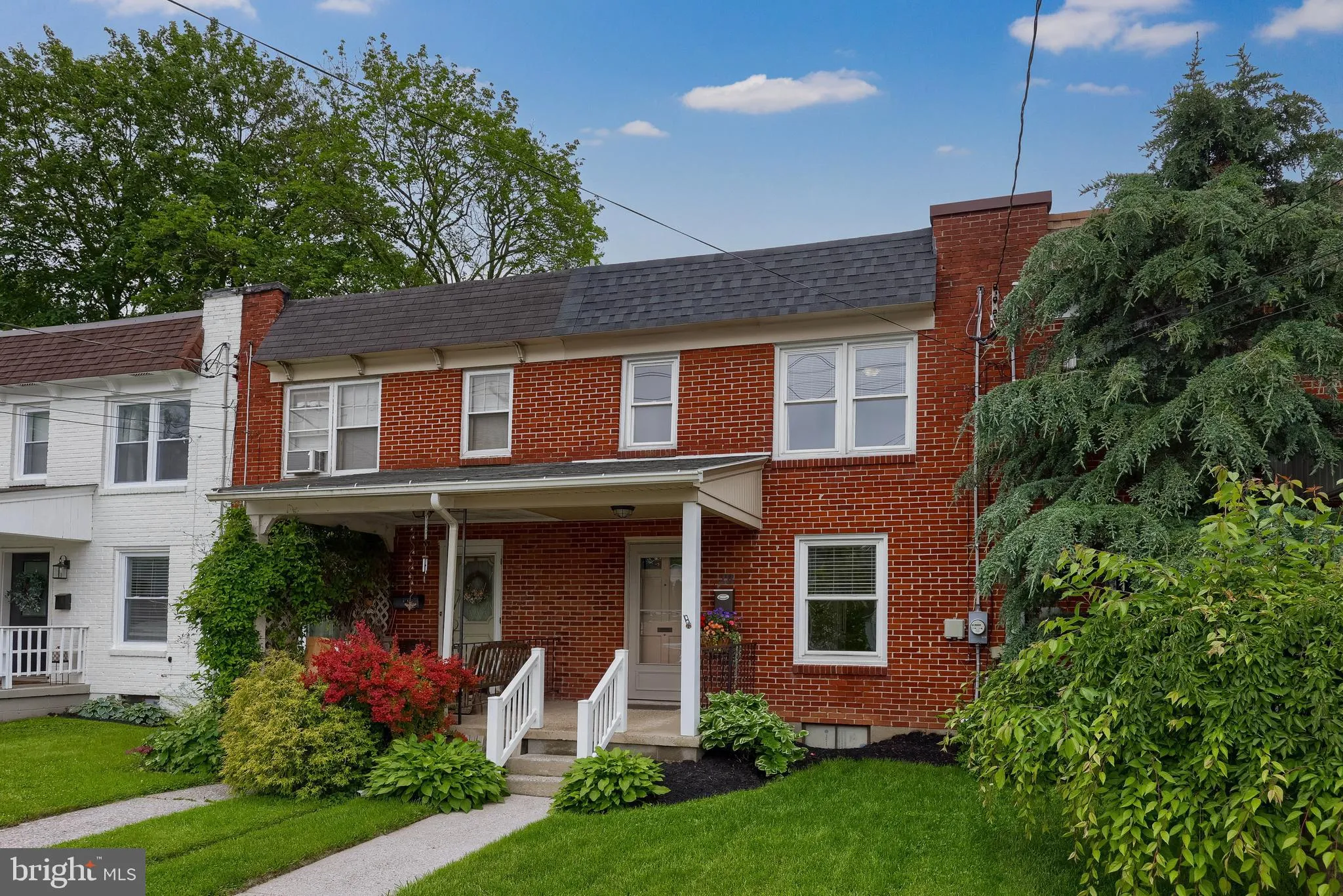 Manheim, Pennsylvania 17545, United States, 3 Bedrooms Bedrooms, ,1 BathroomBathrooms,Residential,Pending,143998