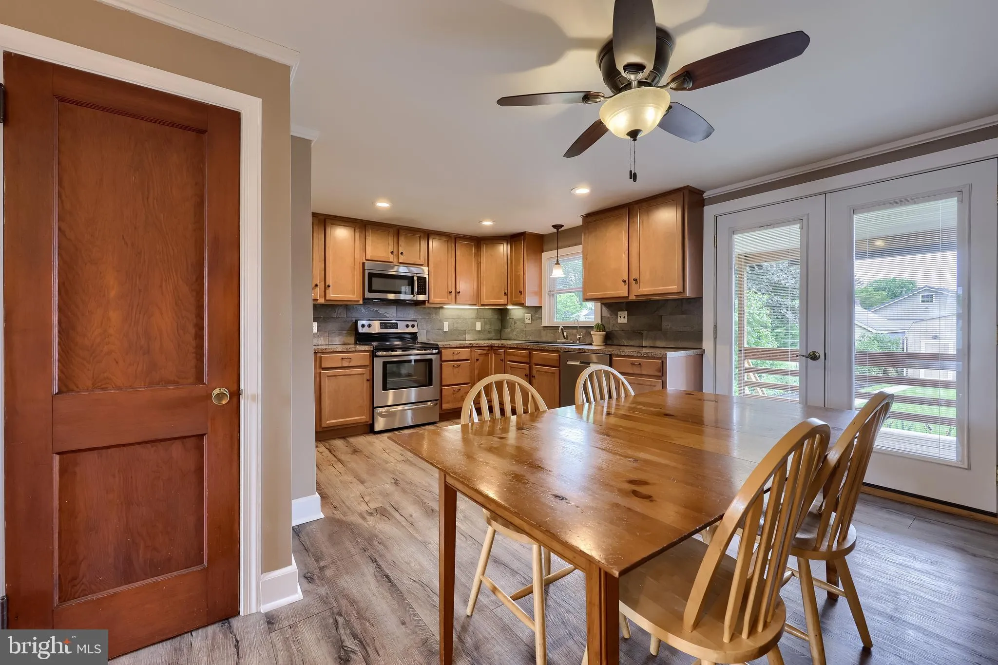 Manheim, Pennsylvania 17545, United States, 3 Bedrooms Bedrooms, ,1 BathroomBathrooms,Residential,Pending,143998