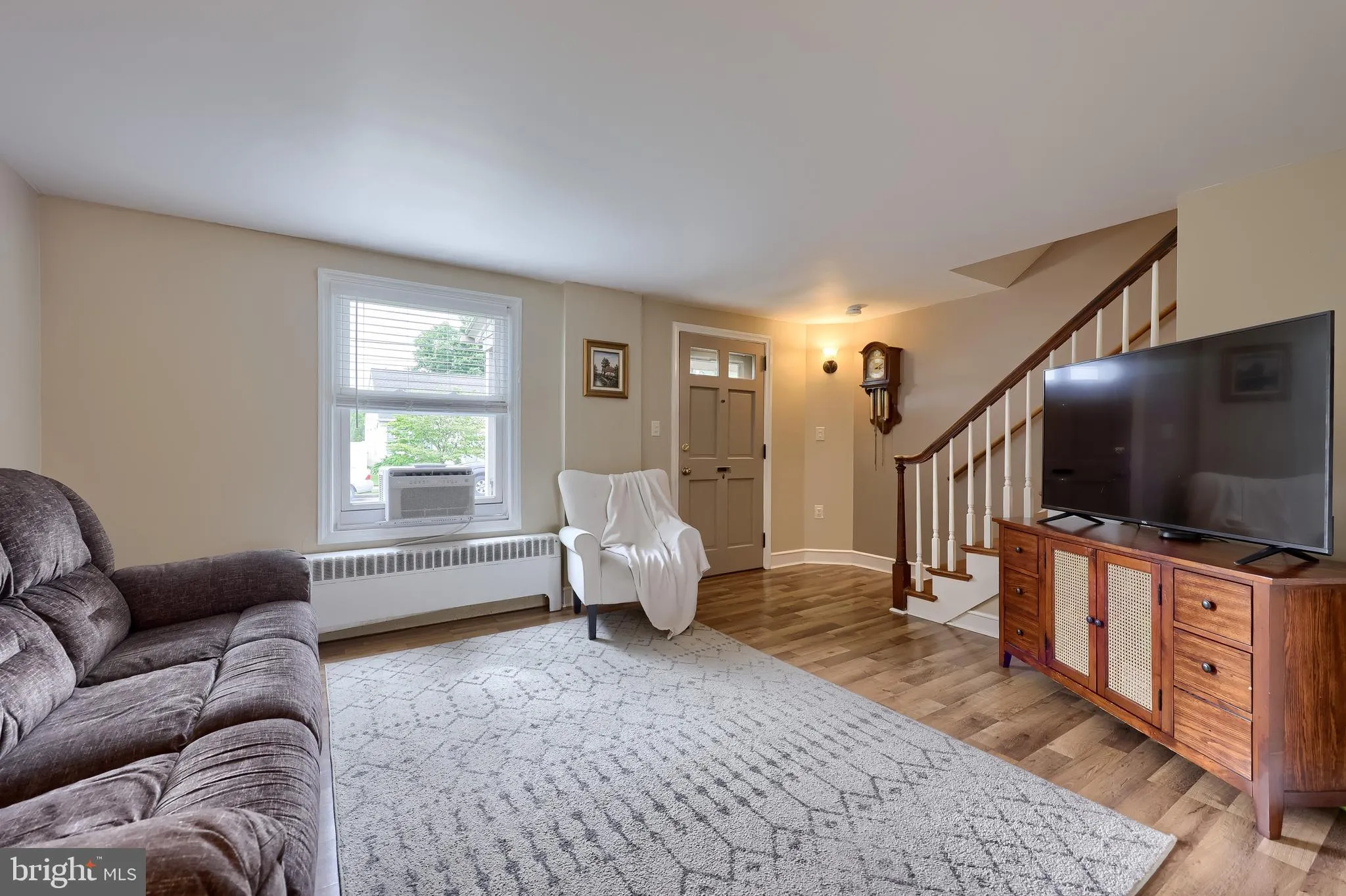 Manheim, Pennsylvania 17545, United States, 3 Bedrooms Bedrooms, ,1 BathroomBathrooms,Residential,Pending,143998