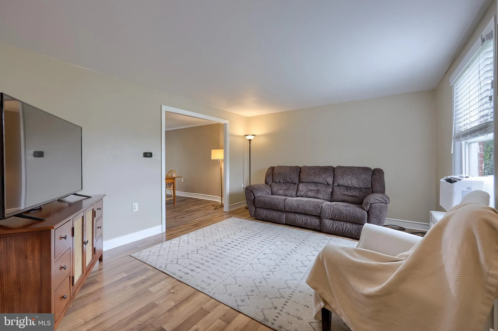 Manheim, Pennsylvania 17545, United States, 3 Bedrooms Bedrooms, ,1 BathroomBathrooms,Residential,Pending,143998