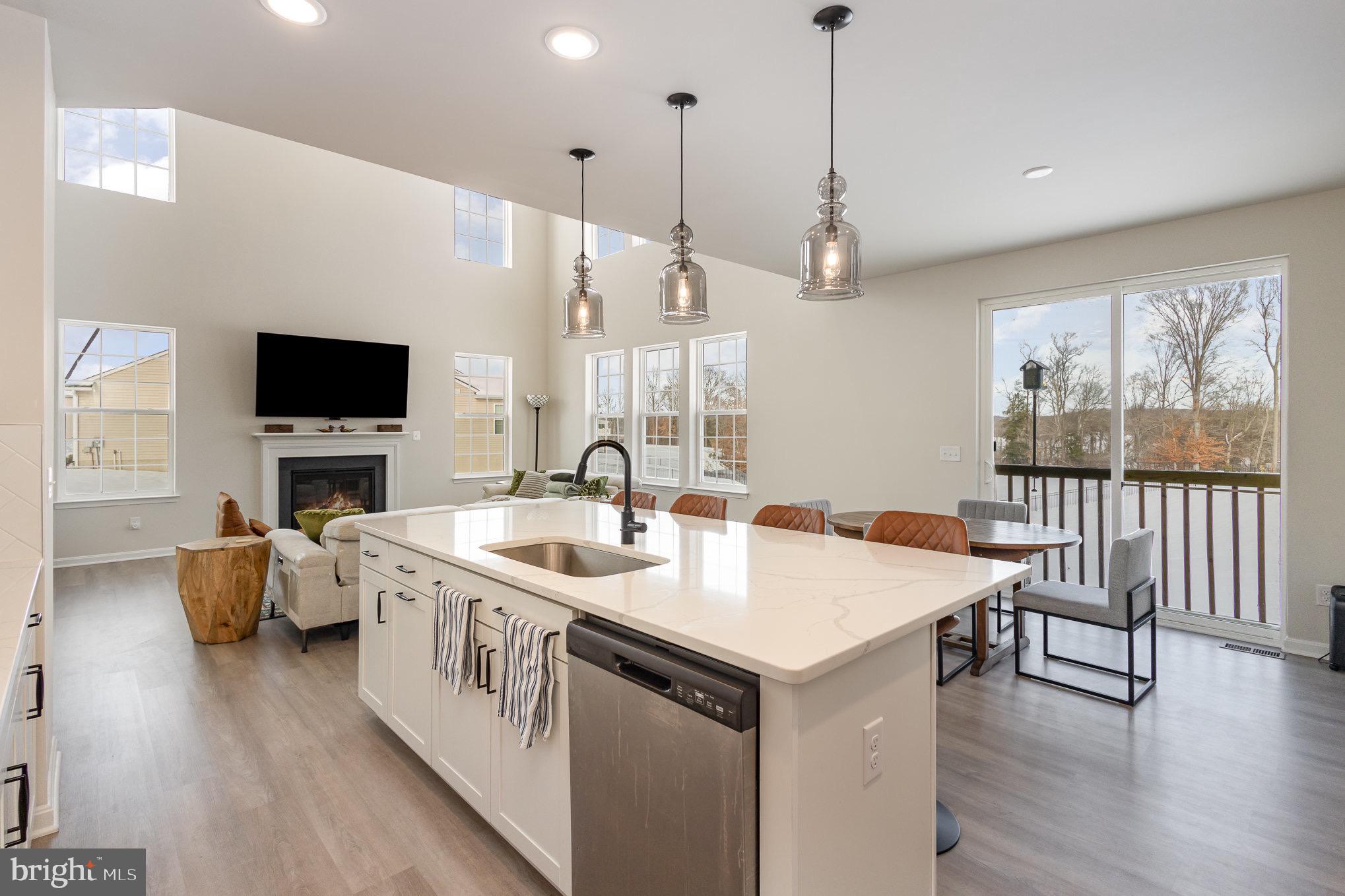 NEW POST ON THE RAPPAHANNOCK - Residential