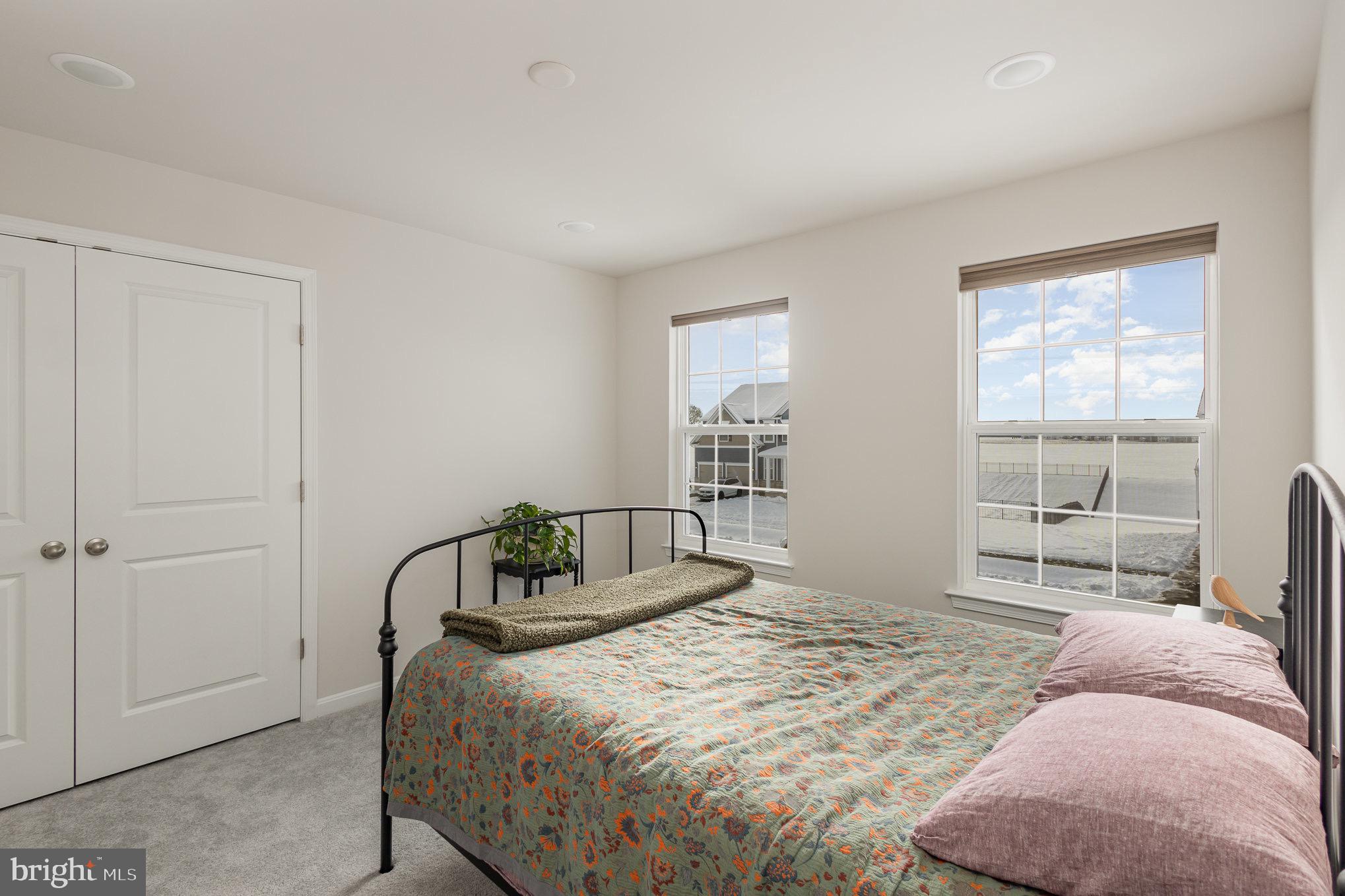 NEW POST ON THE RAPPAHANNOCK - Residential