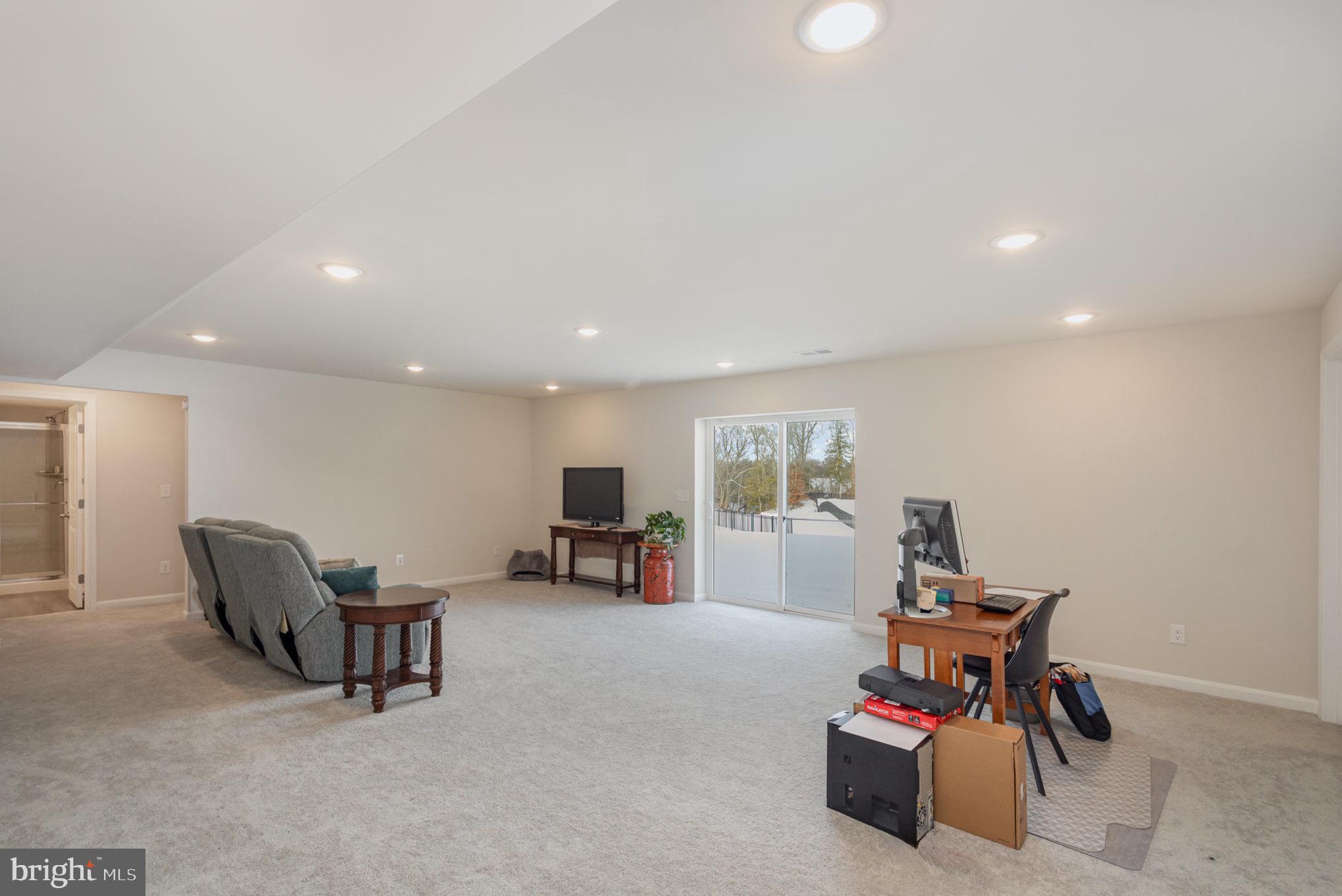 NEW POST ON THE RAPPAHANNOCK - Residential