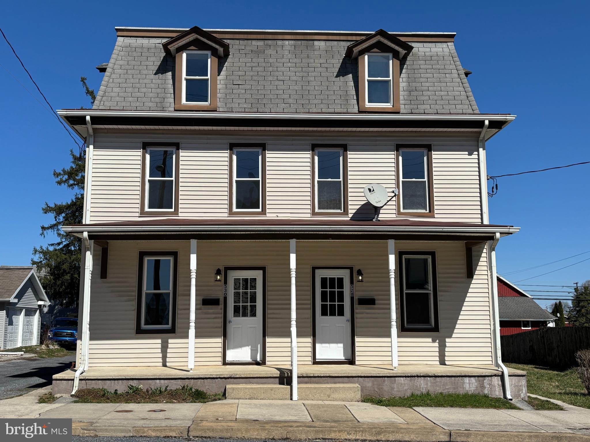 528-530 N RAILROAD STREET