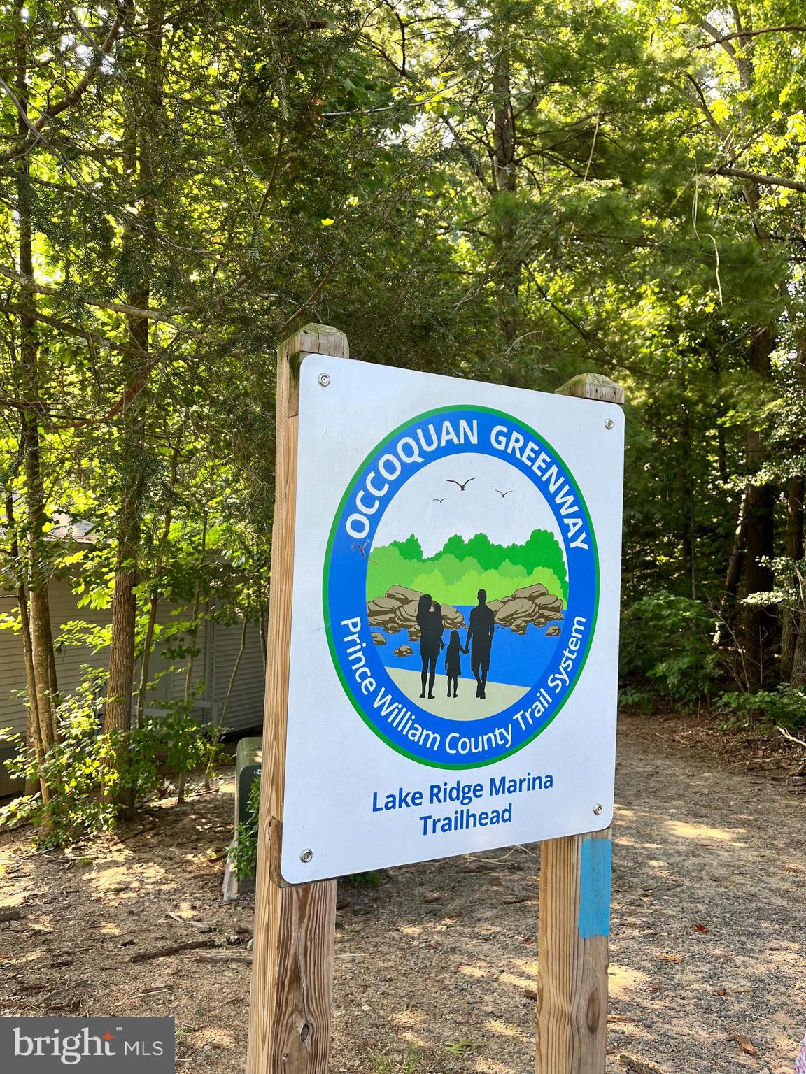 LAKE RIDGE - Residential