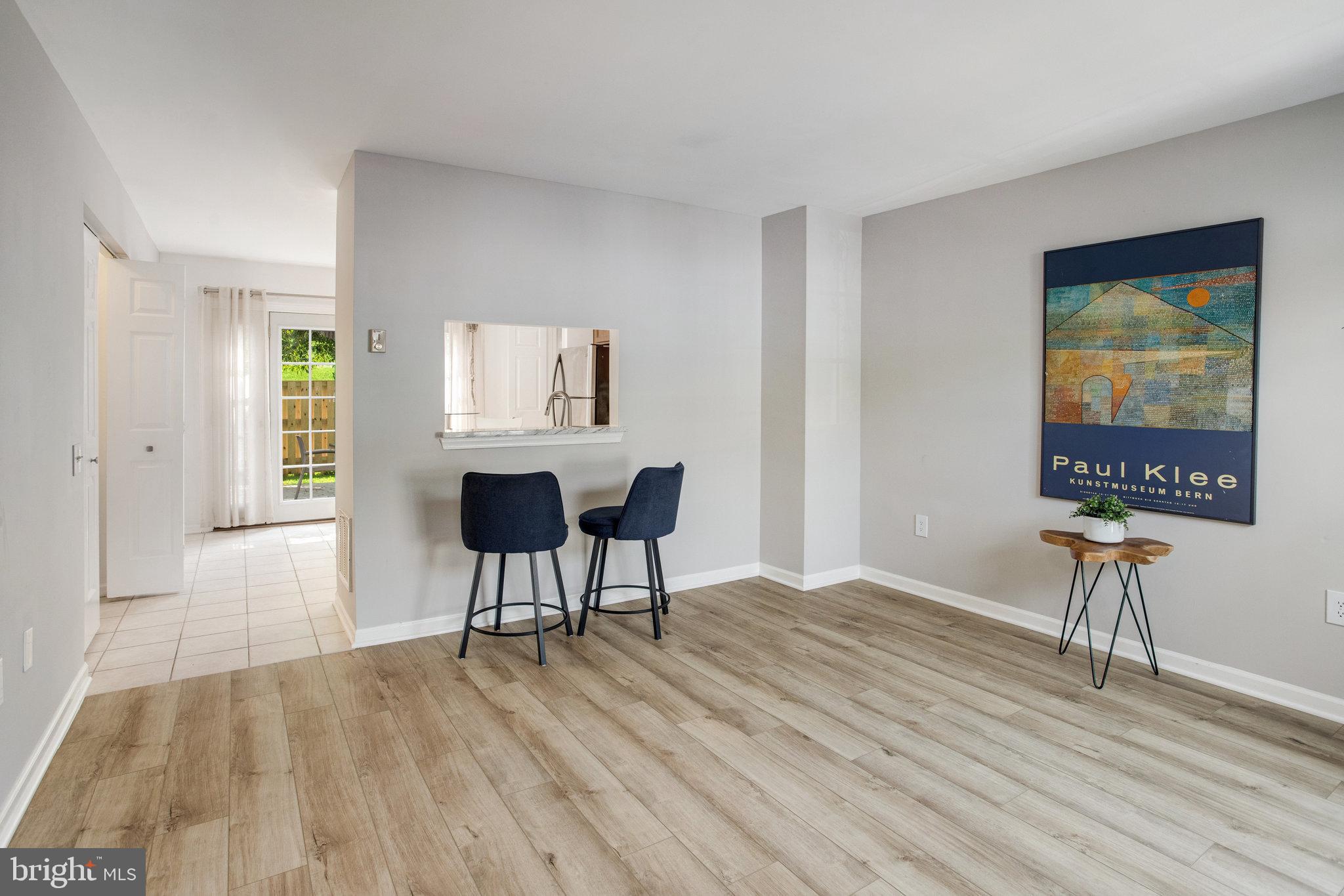 LAKE RIDGE - Residential