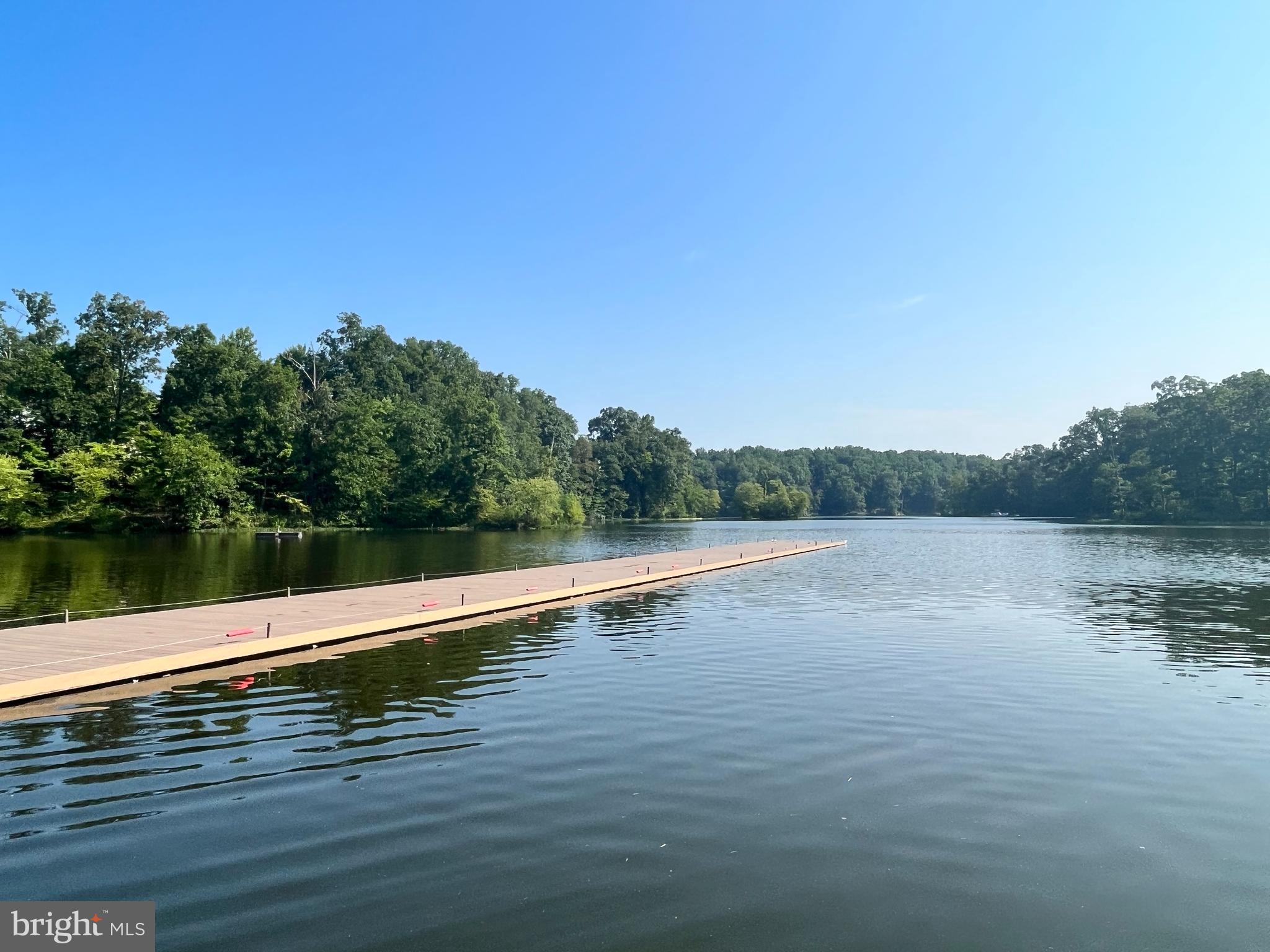 LAKE RIDGE - Residential