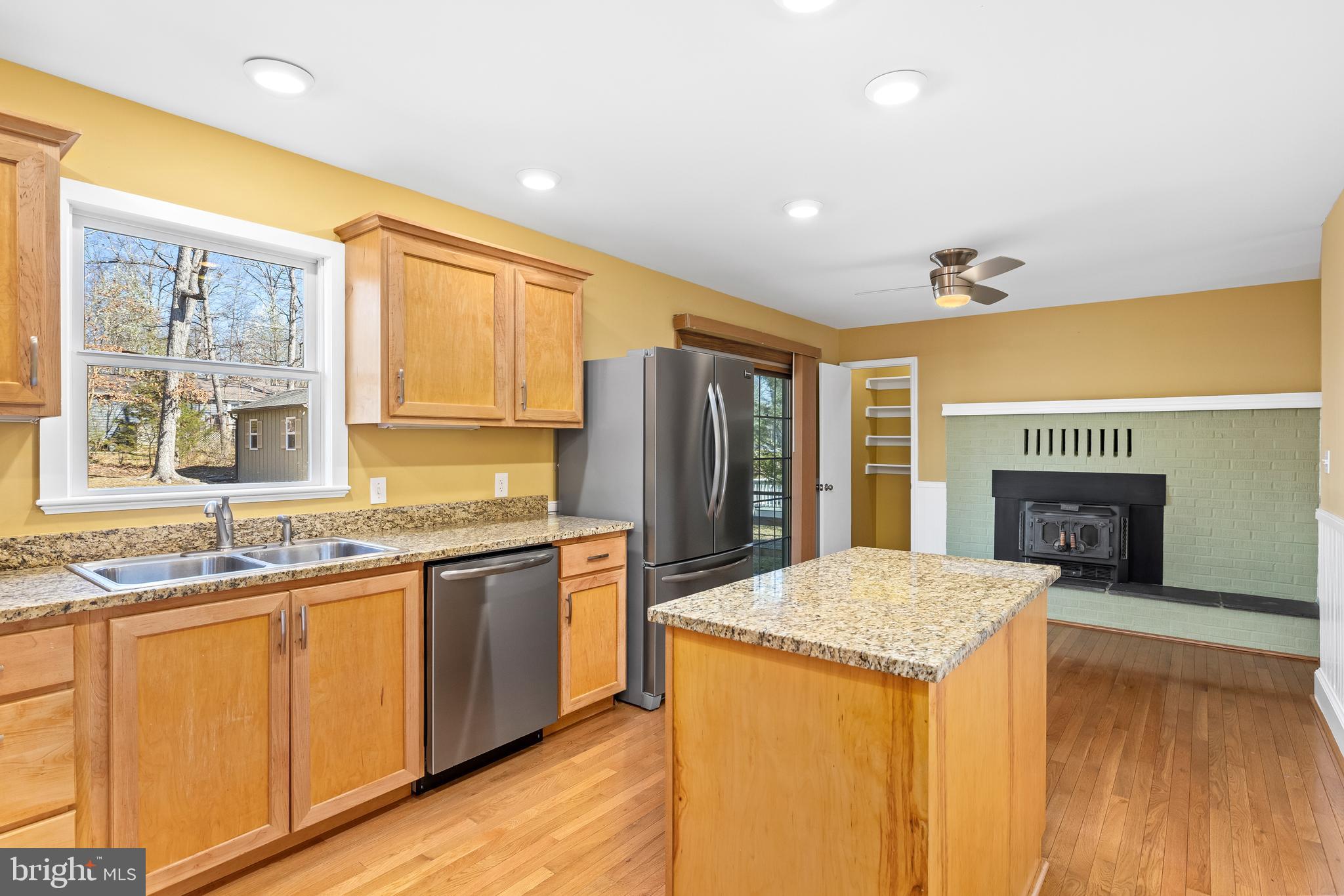 LAKE OF THE WOODS - Residential