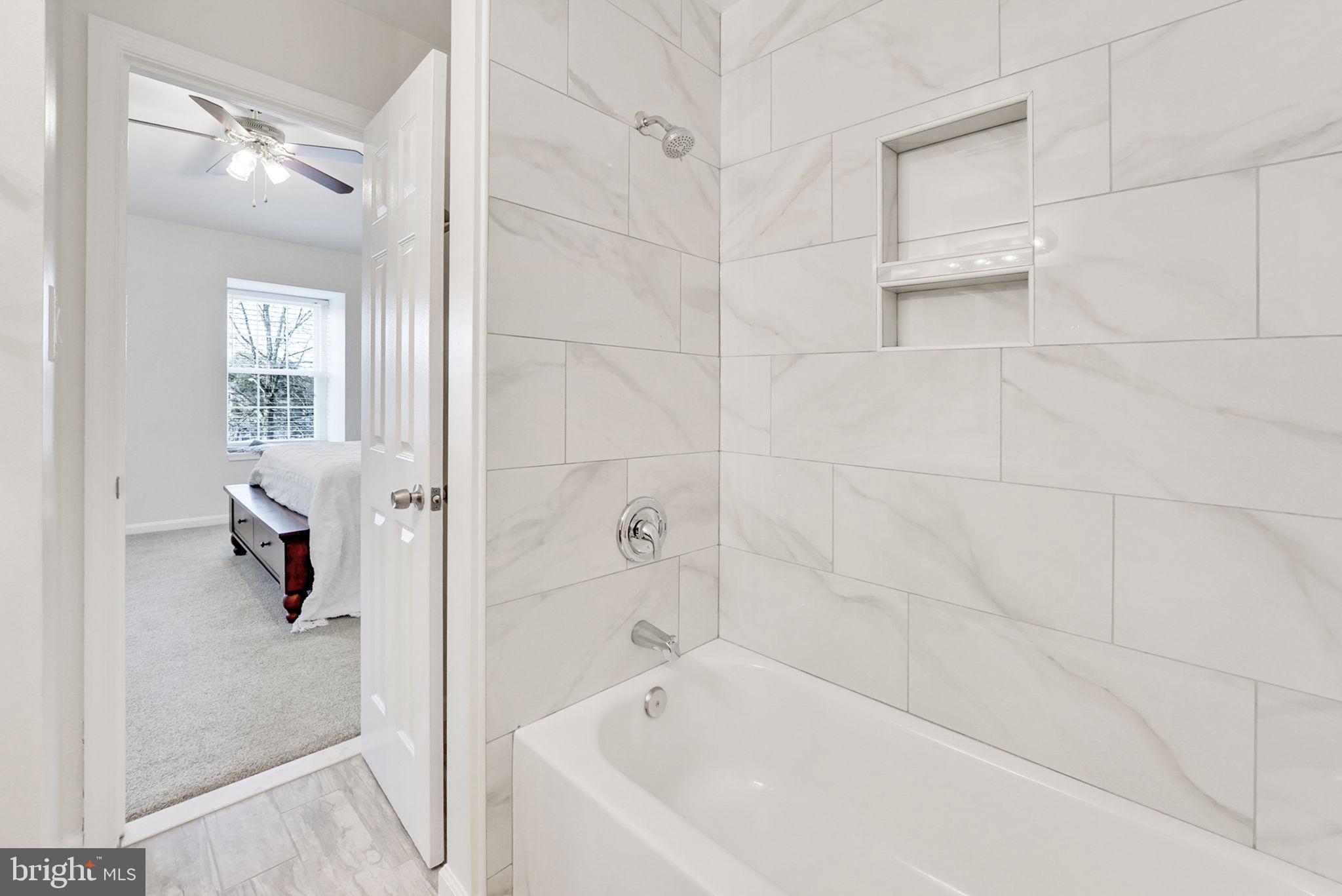 HEATHER GLEN - Residential