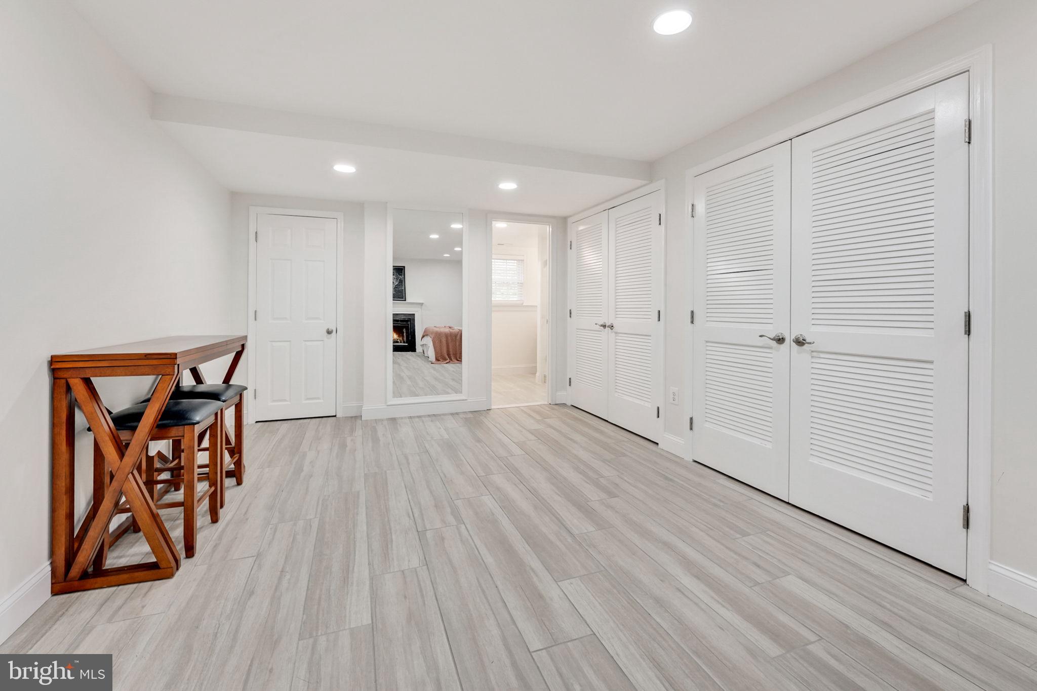 HEATHER GLEN - Residential