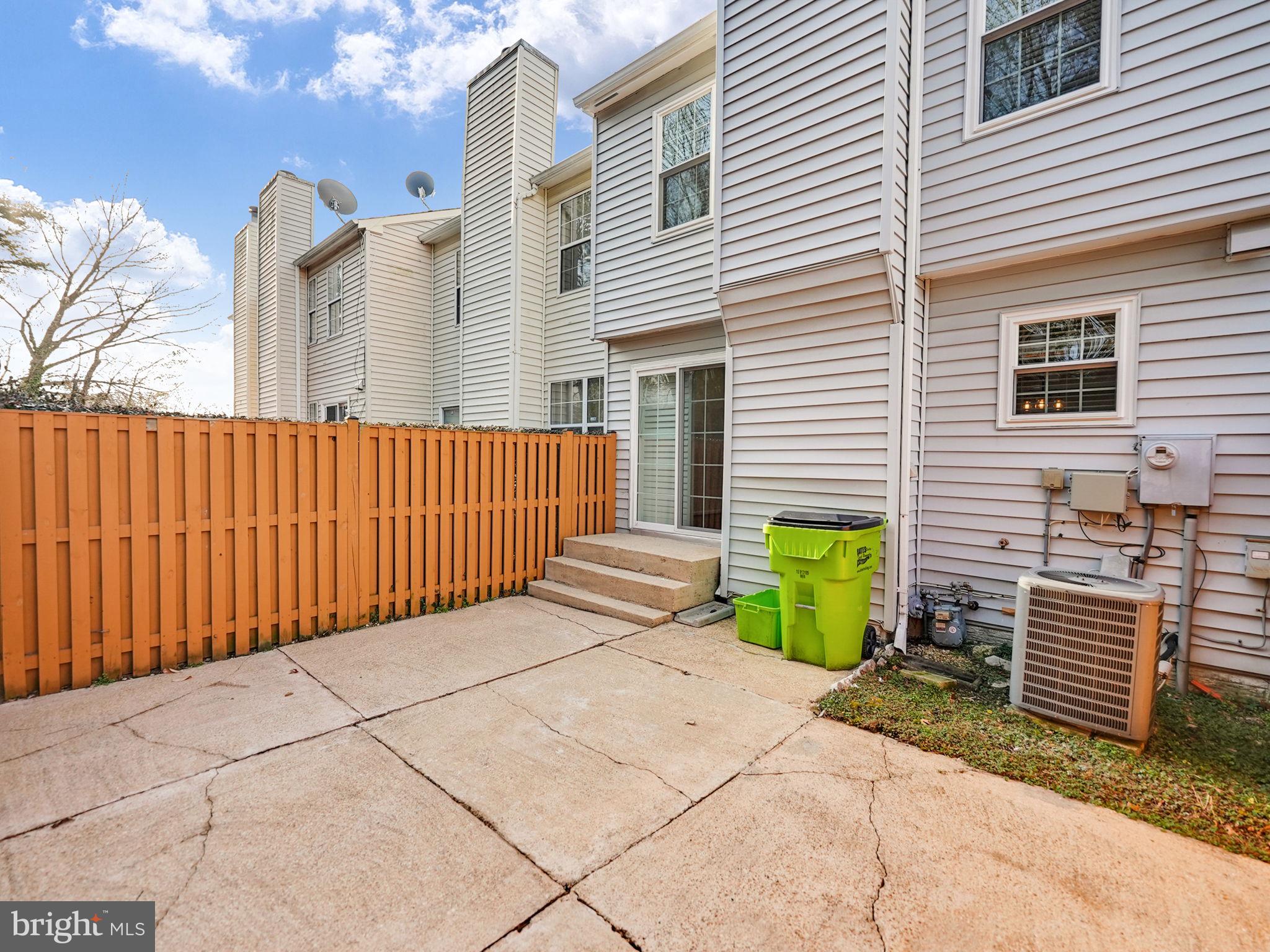 HEATHER GLEN - Residential