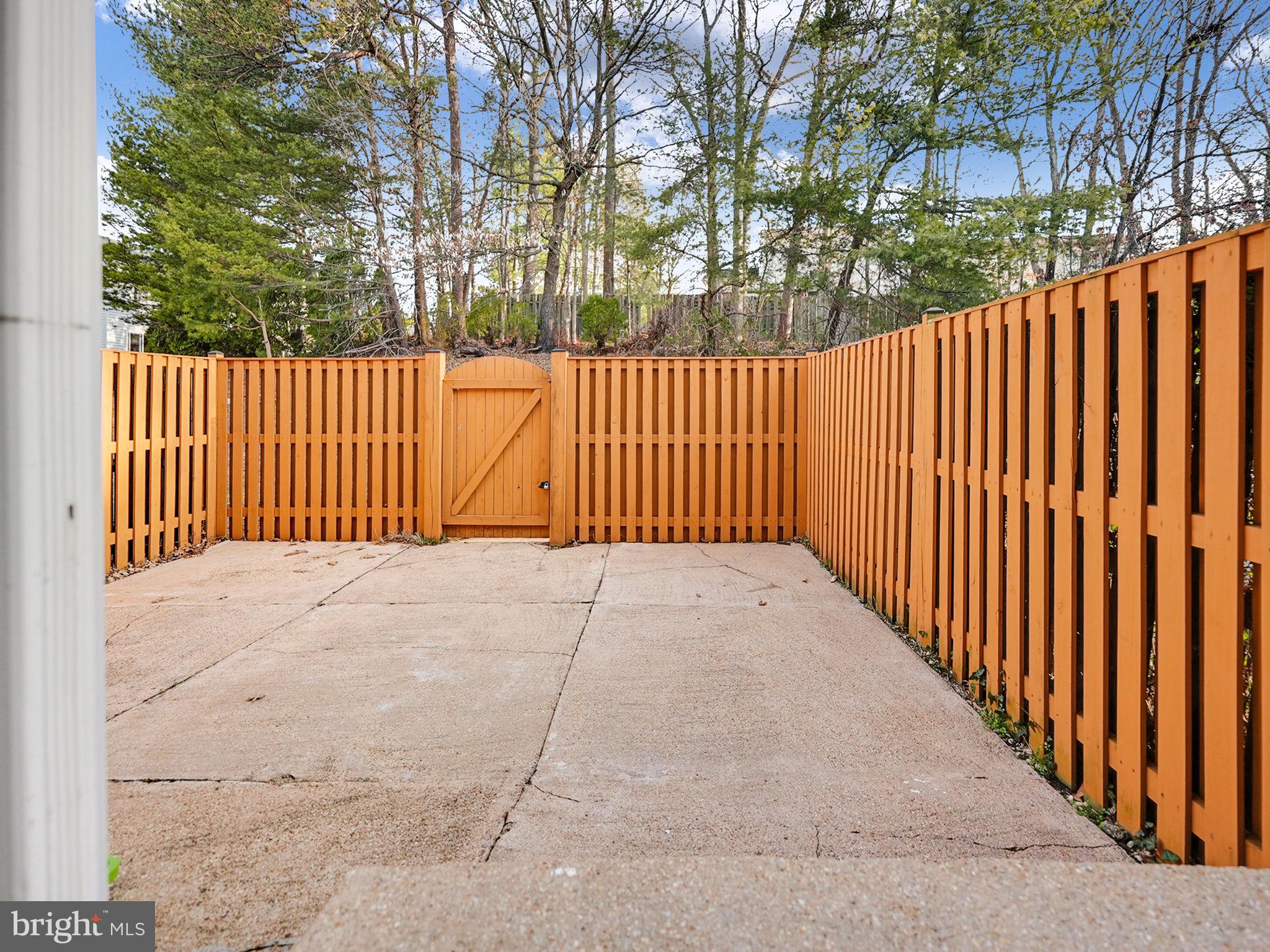 HEATHER GLEN - Residential