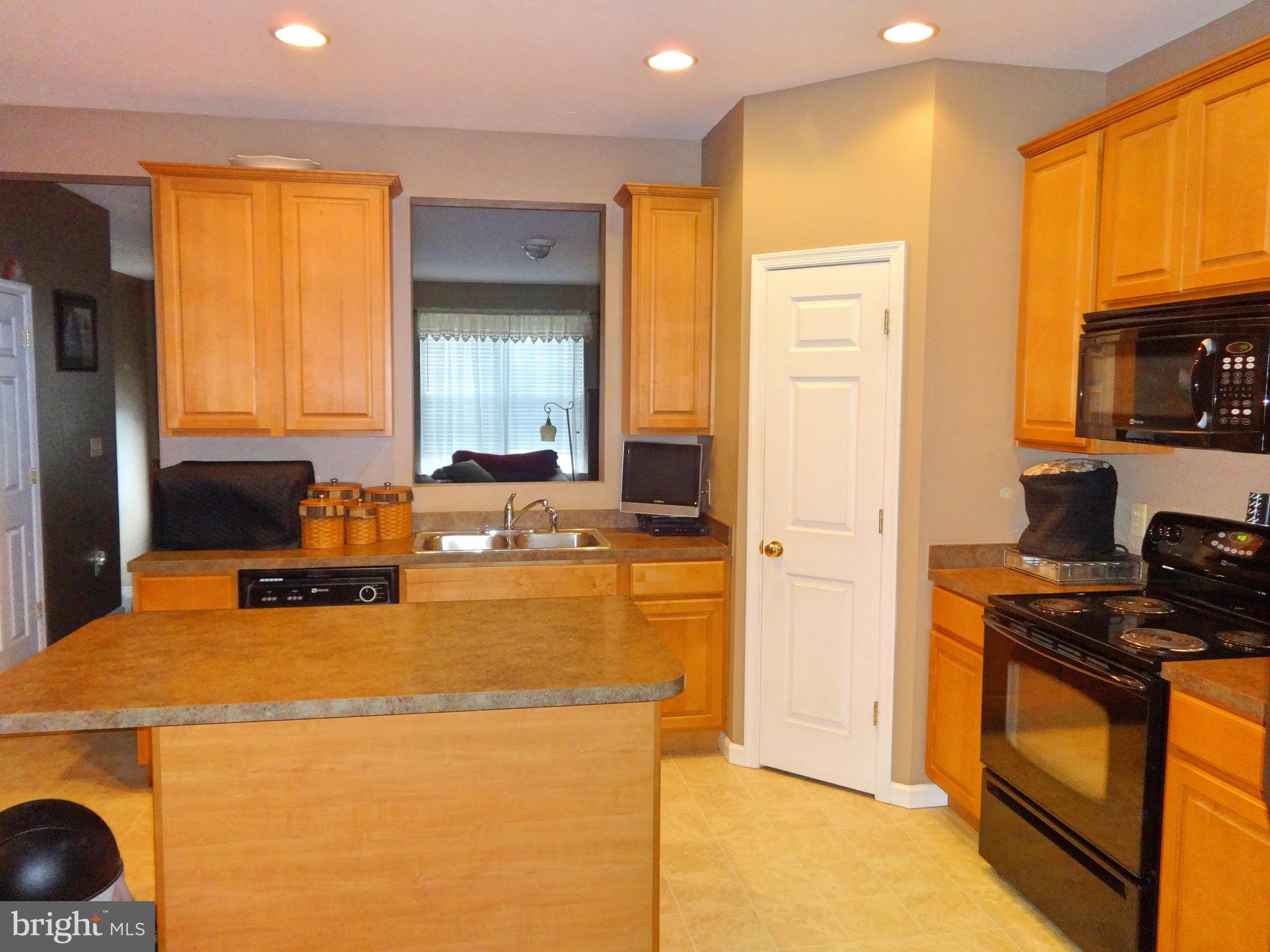 JACKSON HEIGHTS - Residential