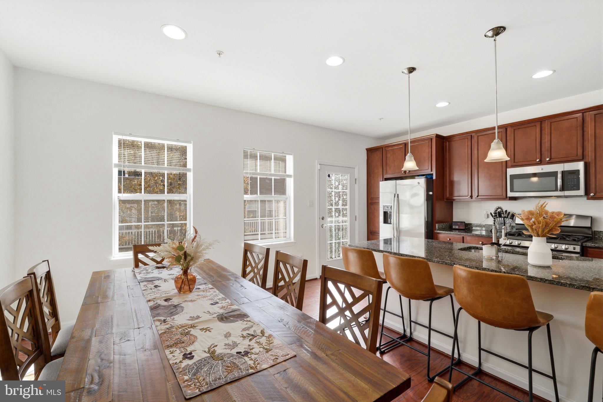 RED OAK CROSSING - Residential