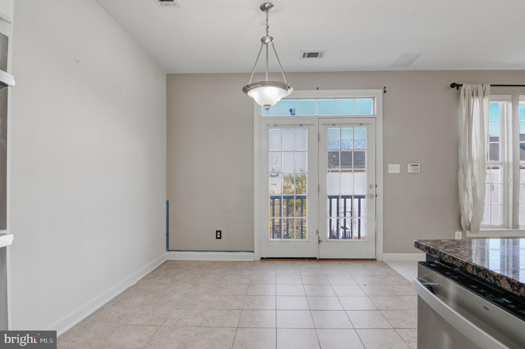 POTOMAC CLUB - Residential Lease