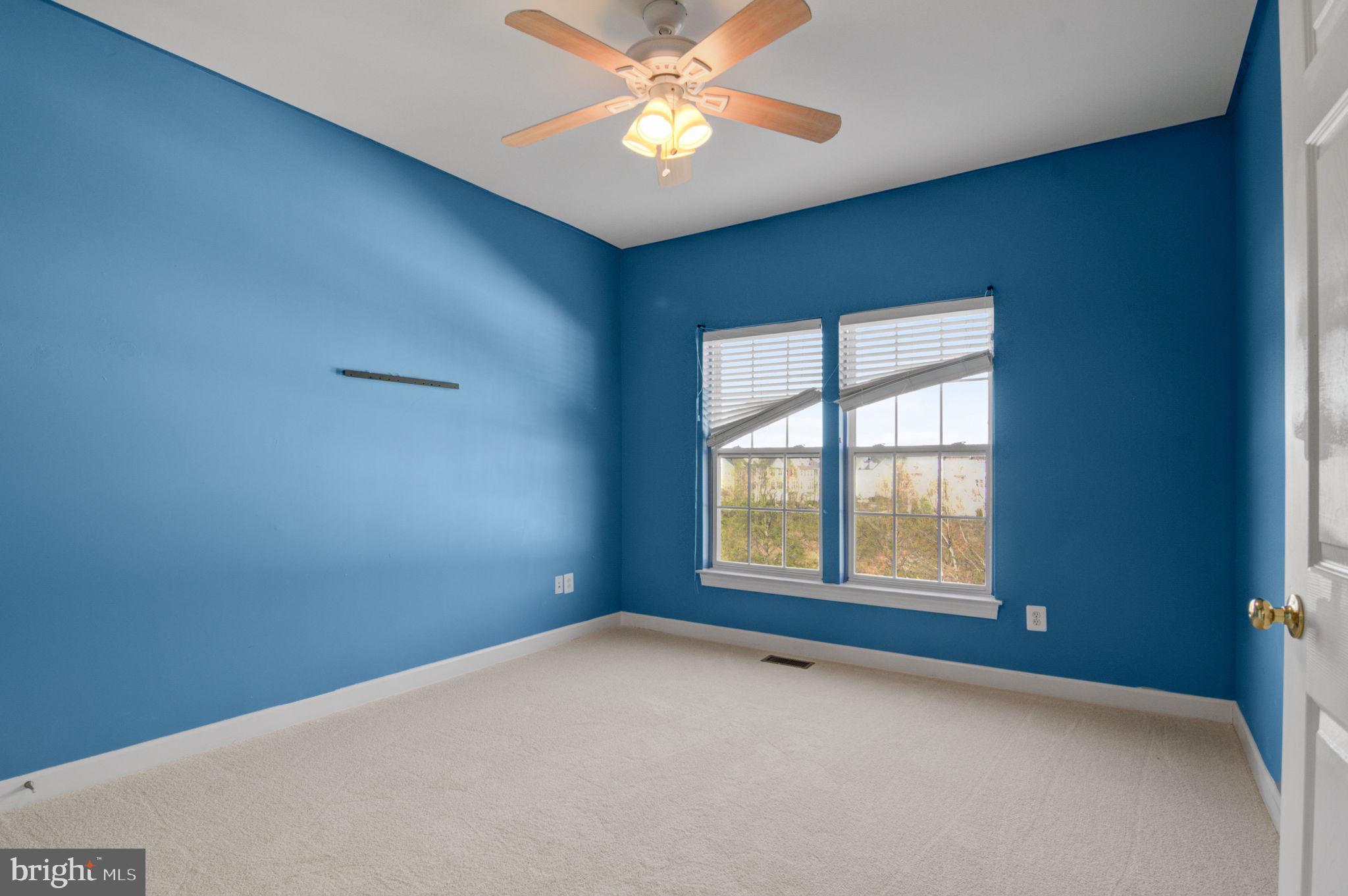 POTOMAC CLUB - Residential Lease