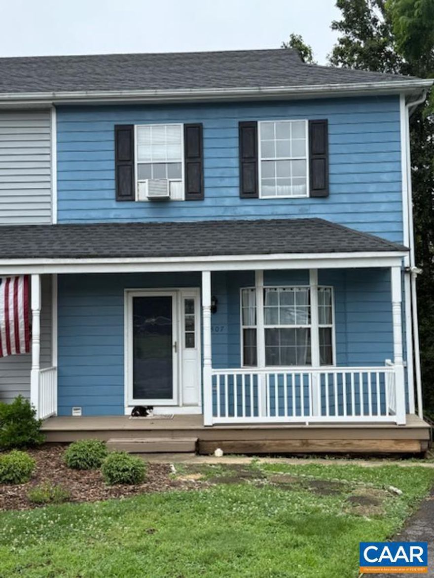 Back On The Market. Needs paint and carpet.