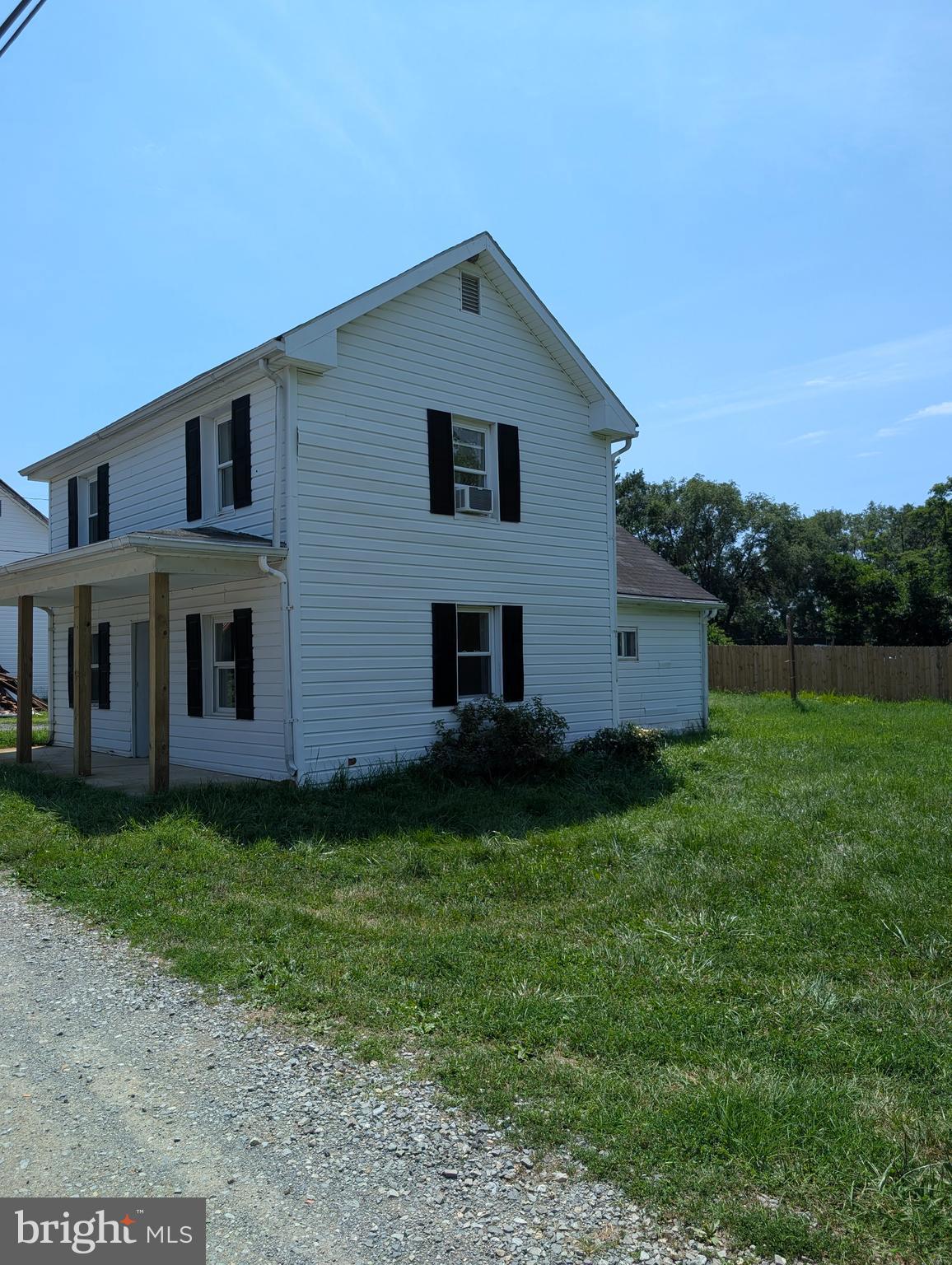 18003 DAVIS LANE
