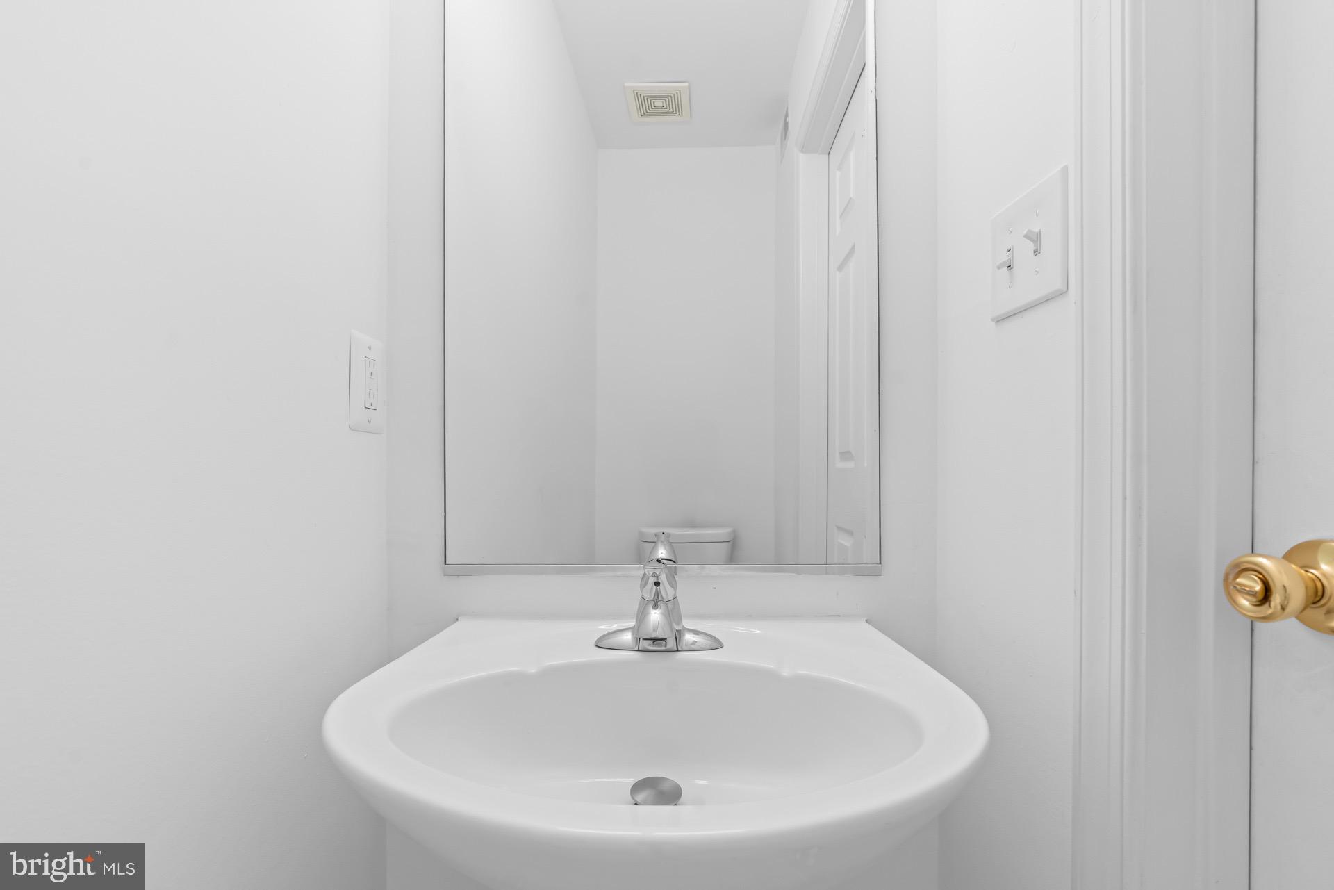 PINEY ORCHARD - Residential Lease