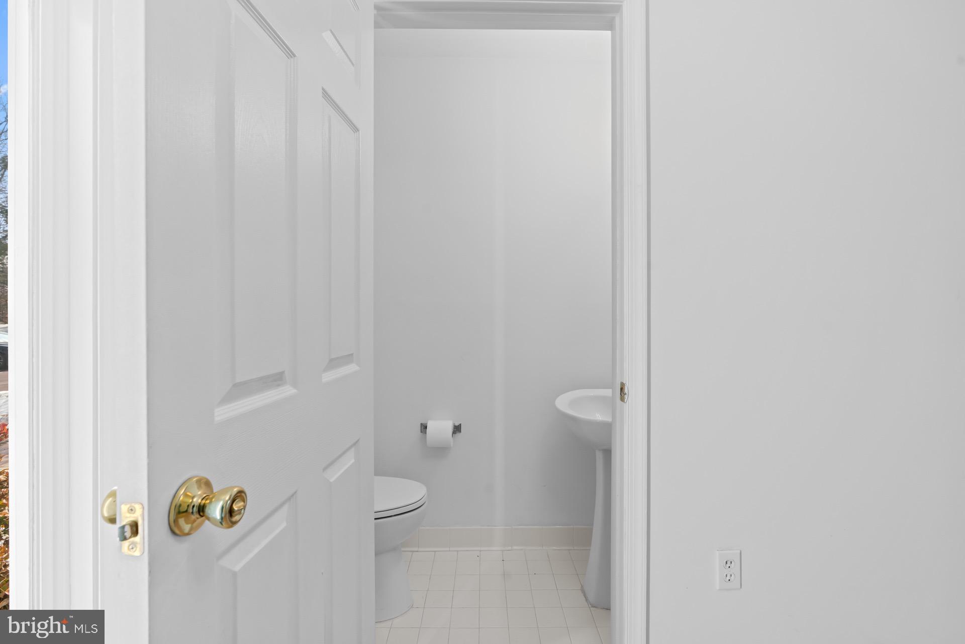 PINEY ORCHARD - Residential Lease