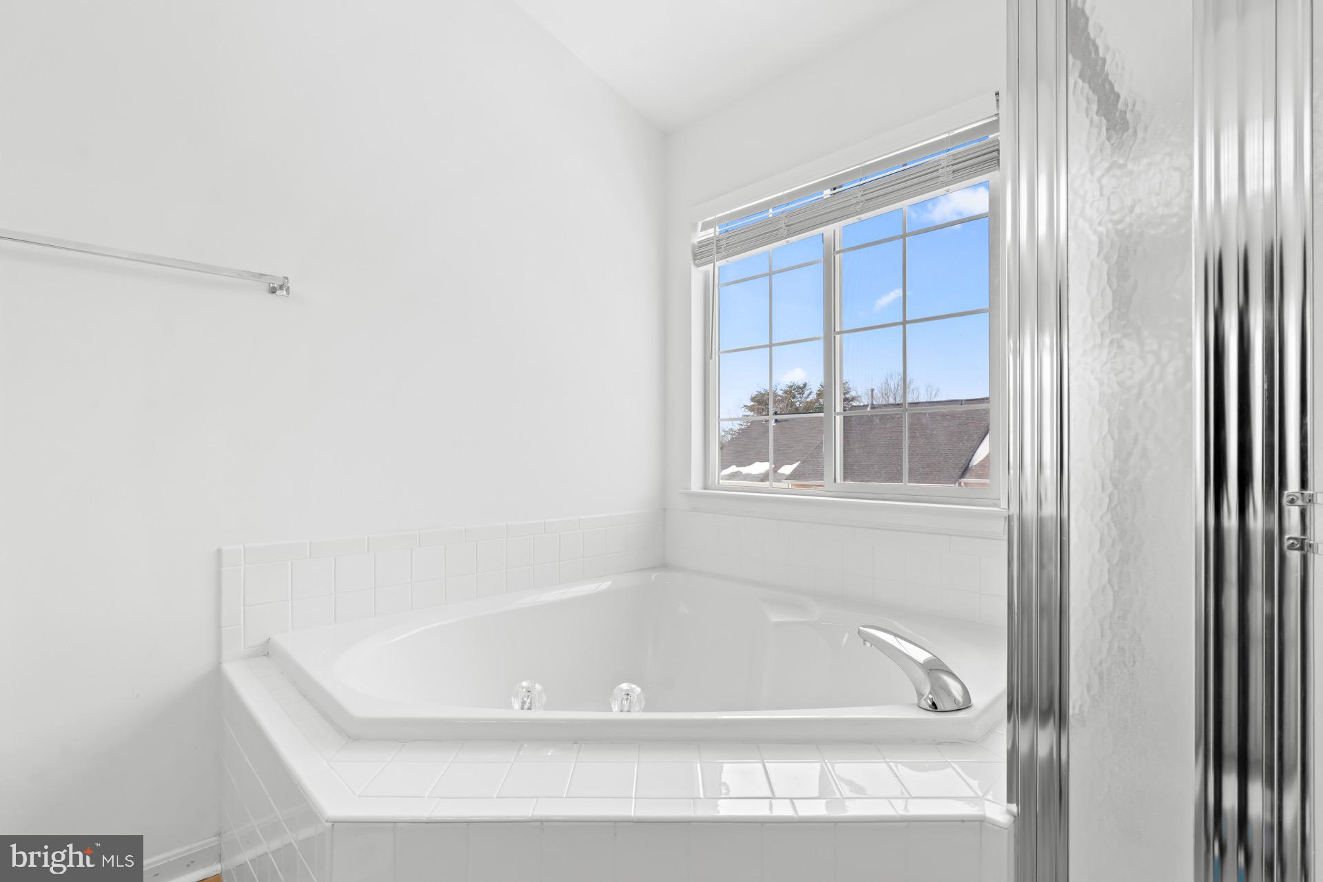 PINEY ORCHARD - Residential Lease