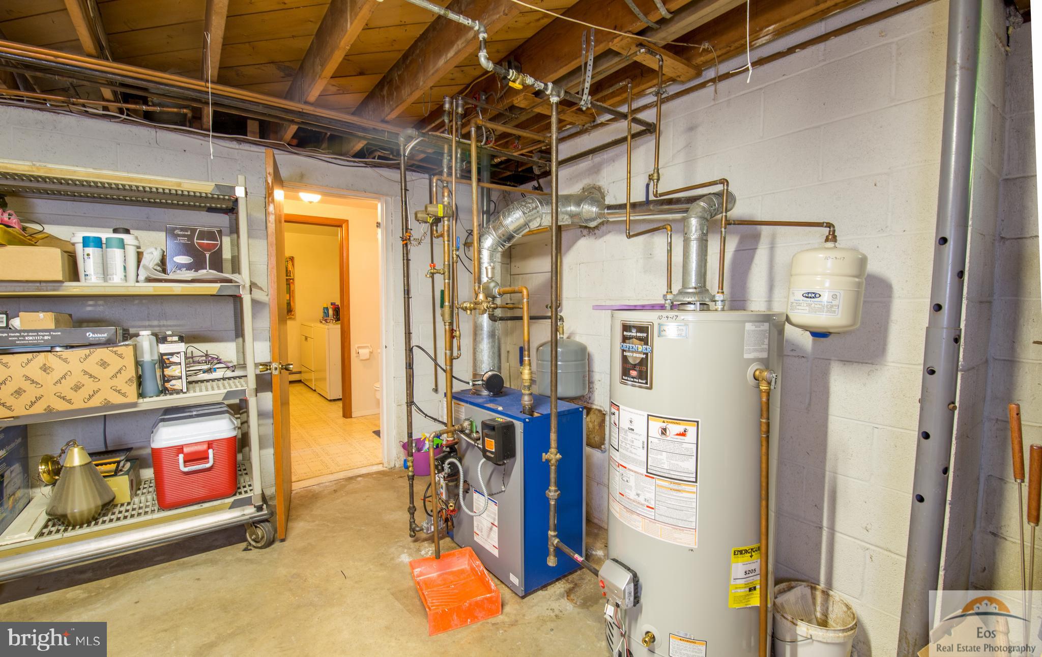 COLONIAL - Residential