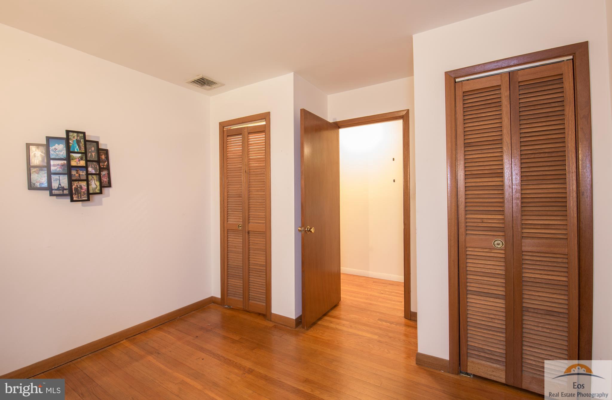 COLONIAL - Residential