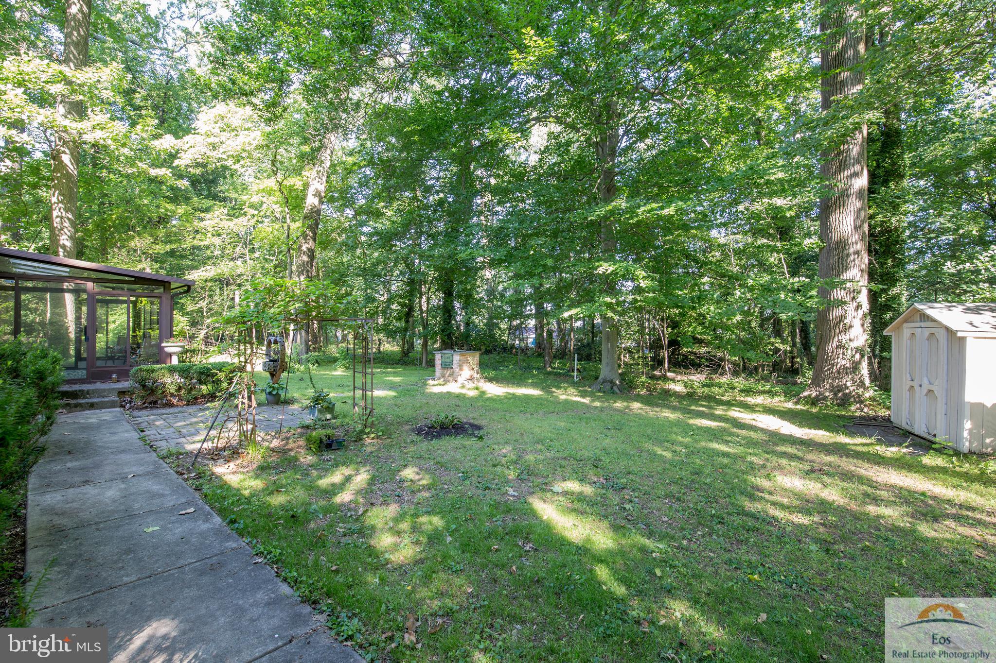 COLONIAL - Residential