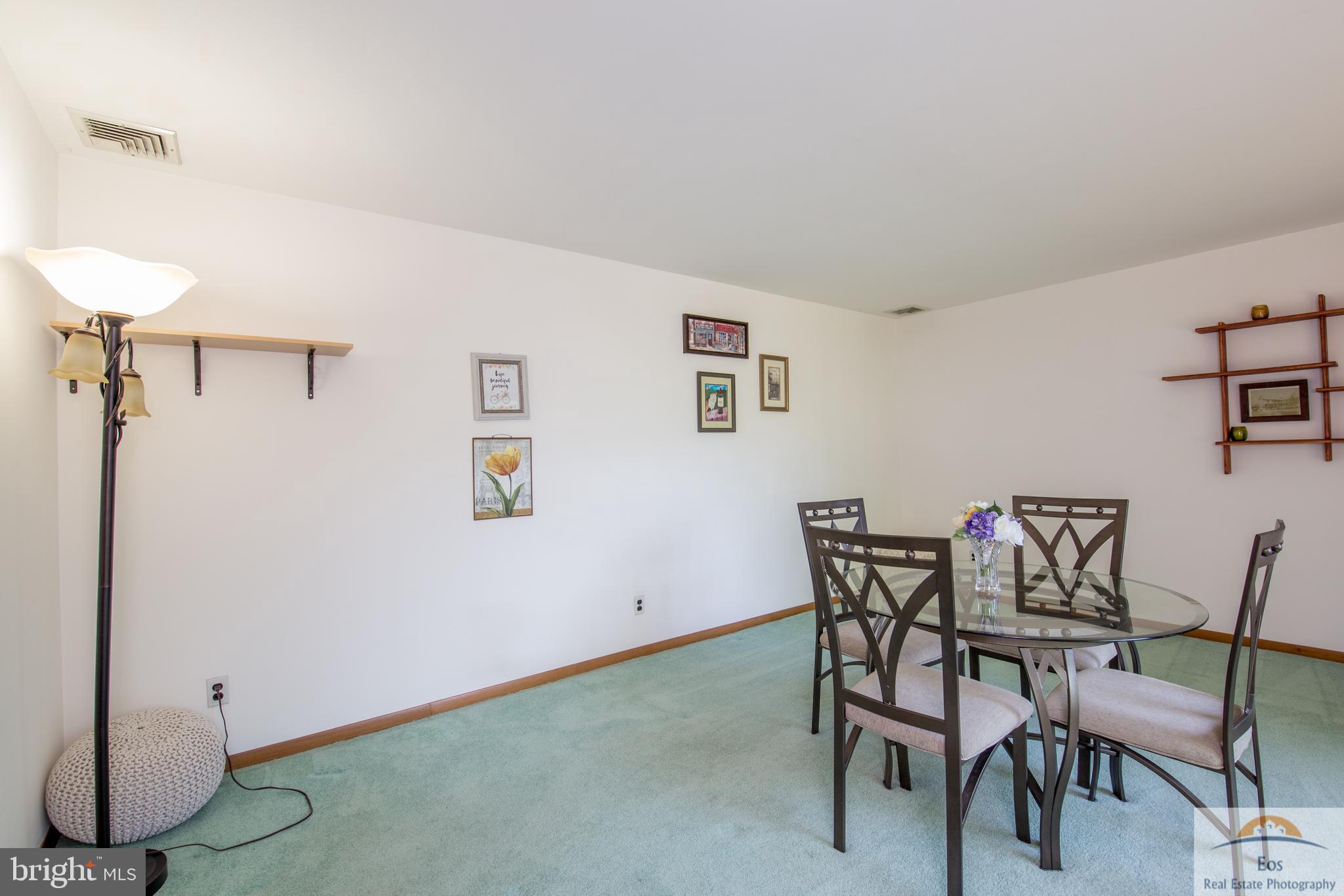 COLONIAL - Residential