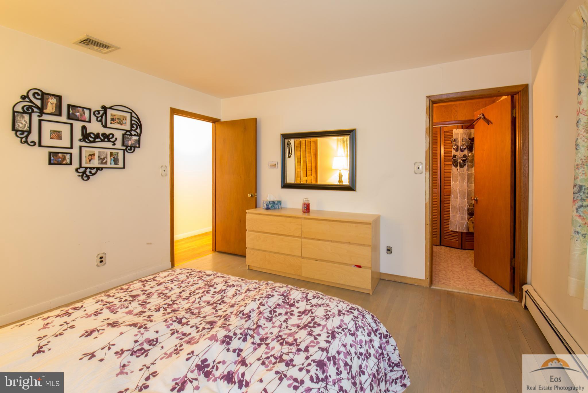 COLONIAL - Residential