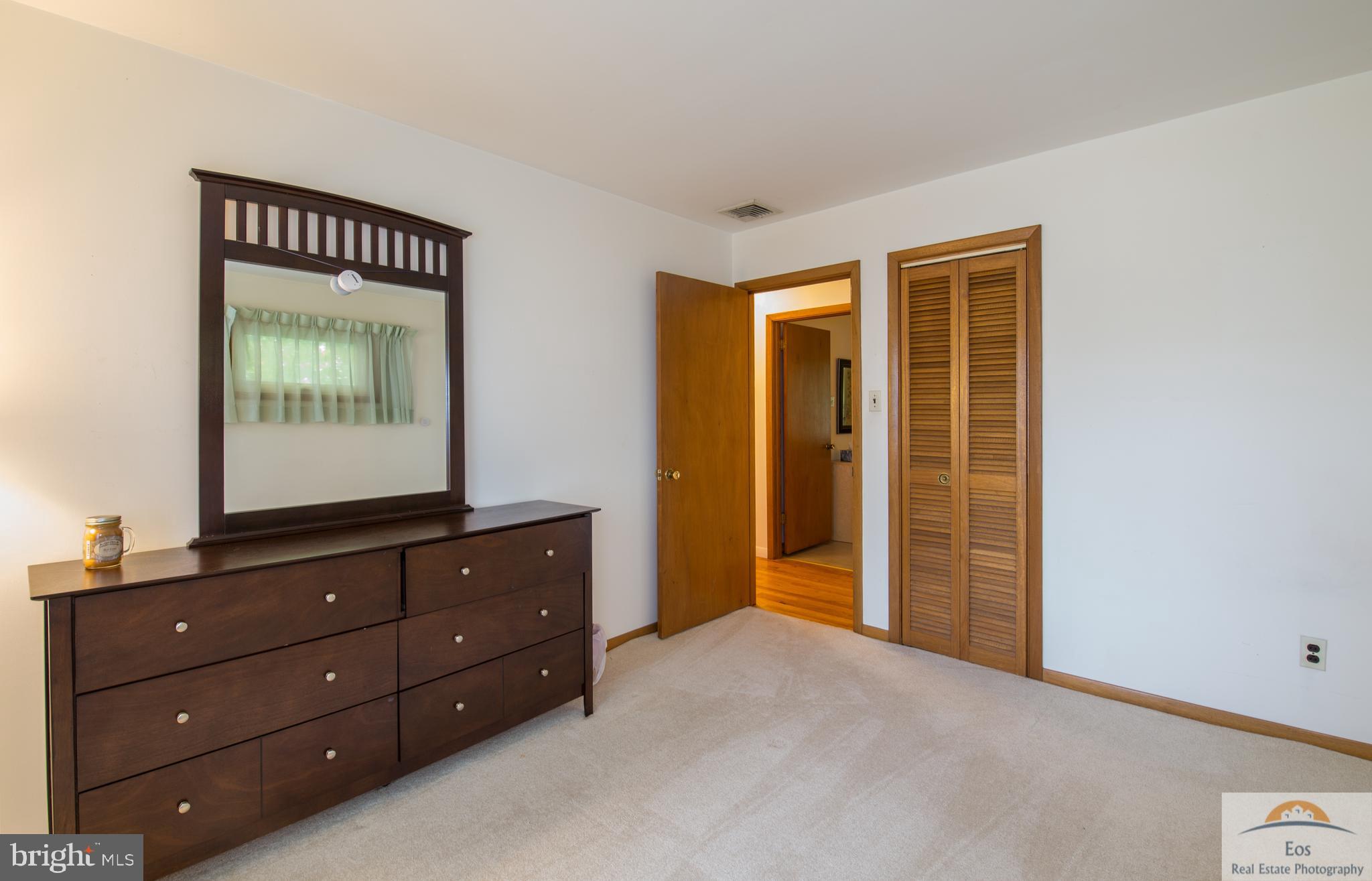 COLONIAL - Residential