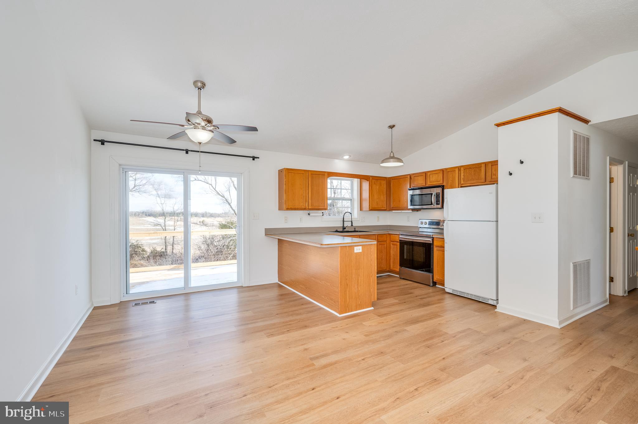 SPRING HILL - Residential Lease