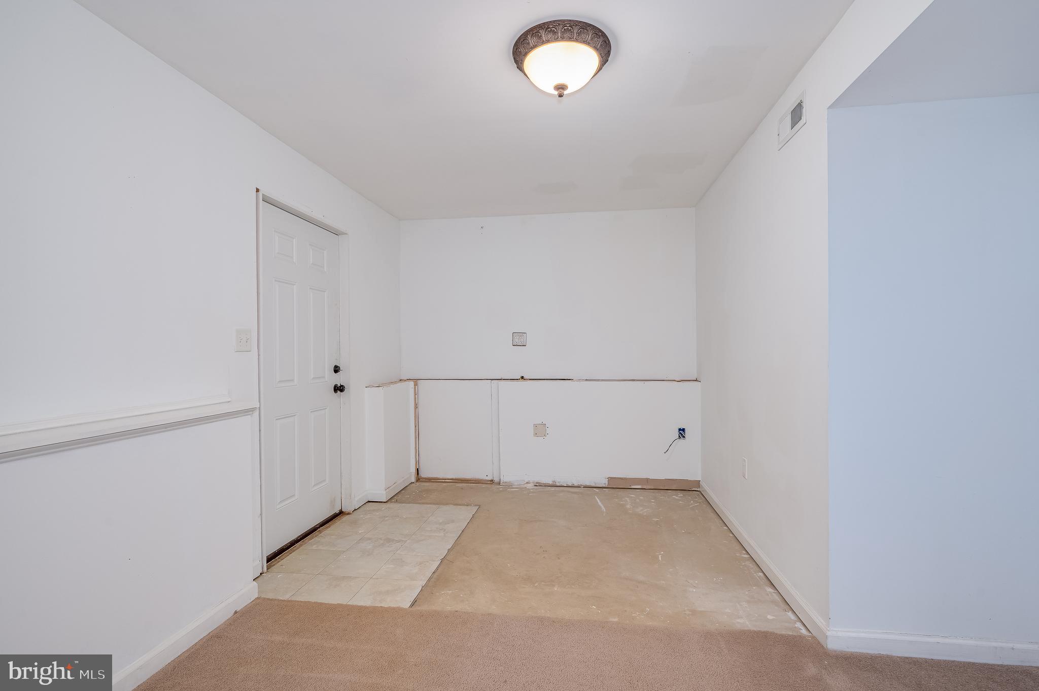 SPRING HILL - Residential Lease