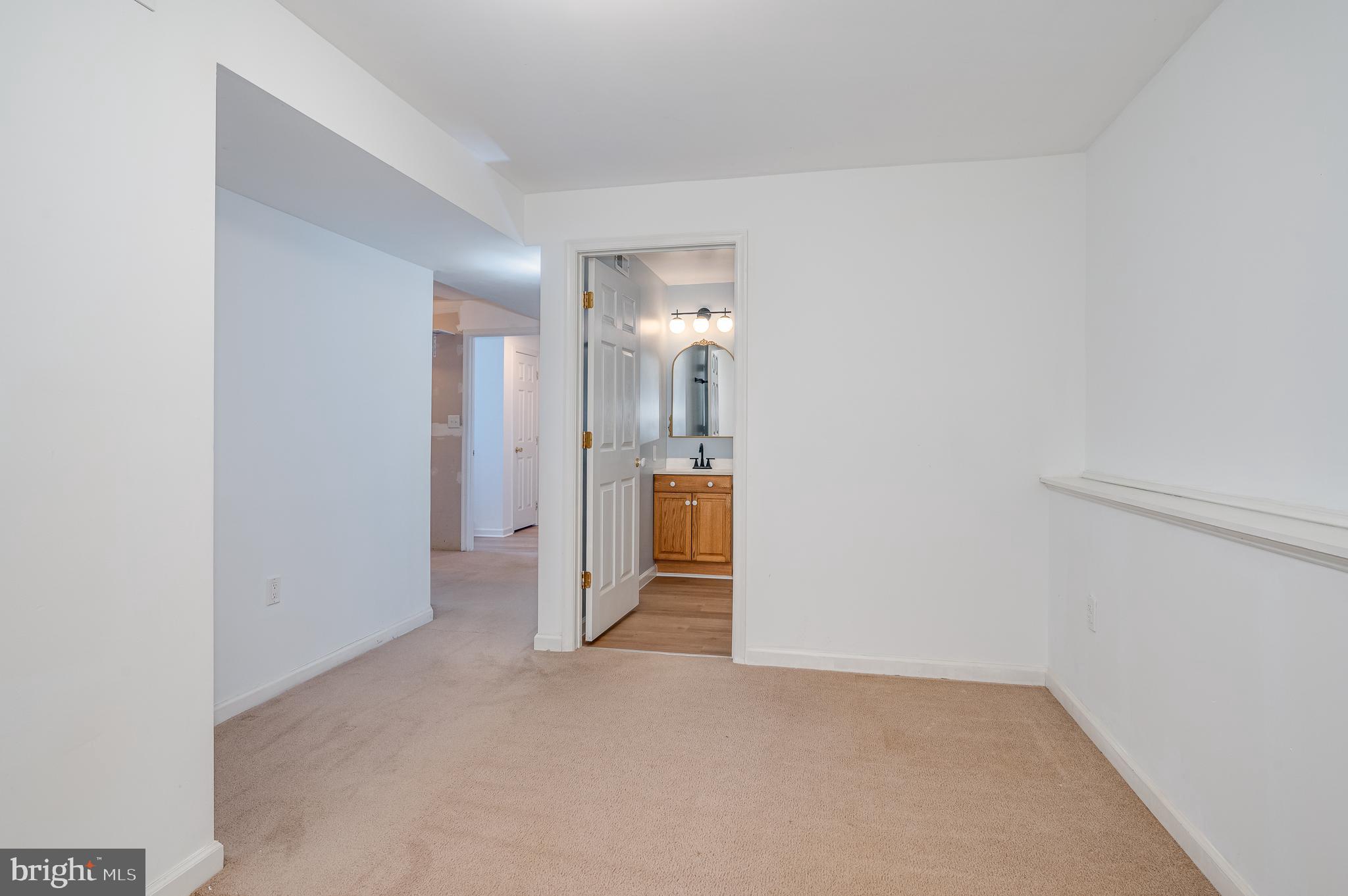 SPRING HILL - Residential Lease