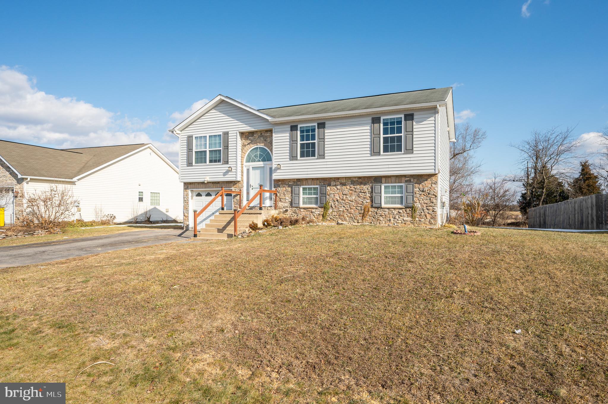 SPRING HILL - Residential Lease