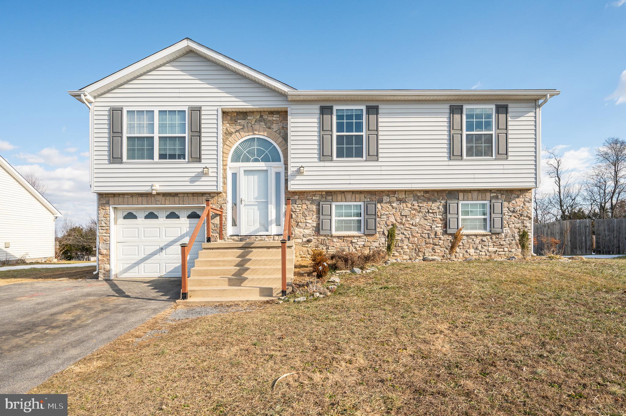 SPRING HILL - Residential Lease