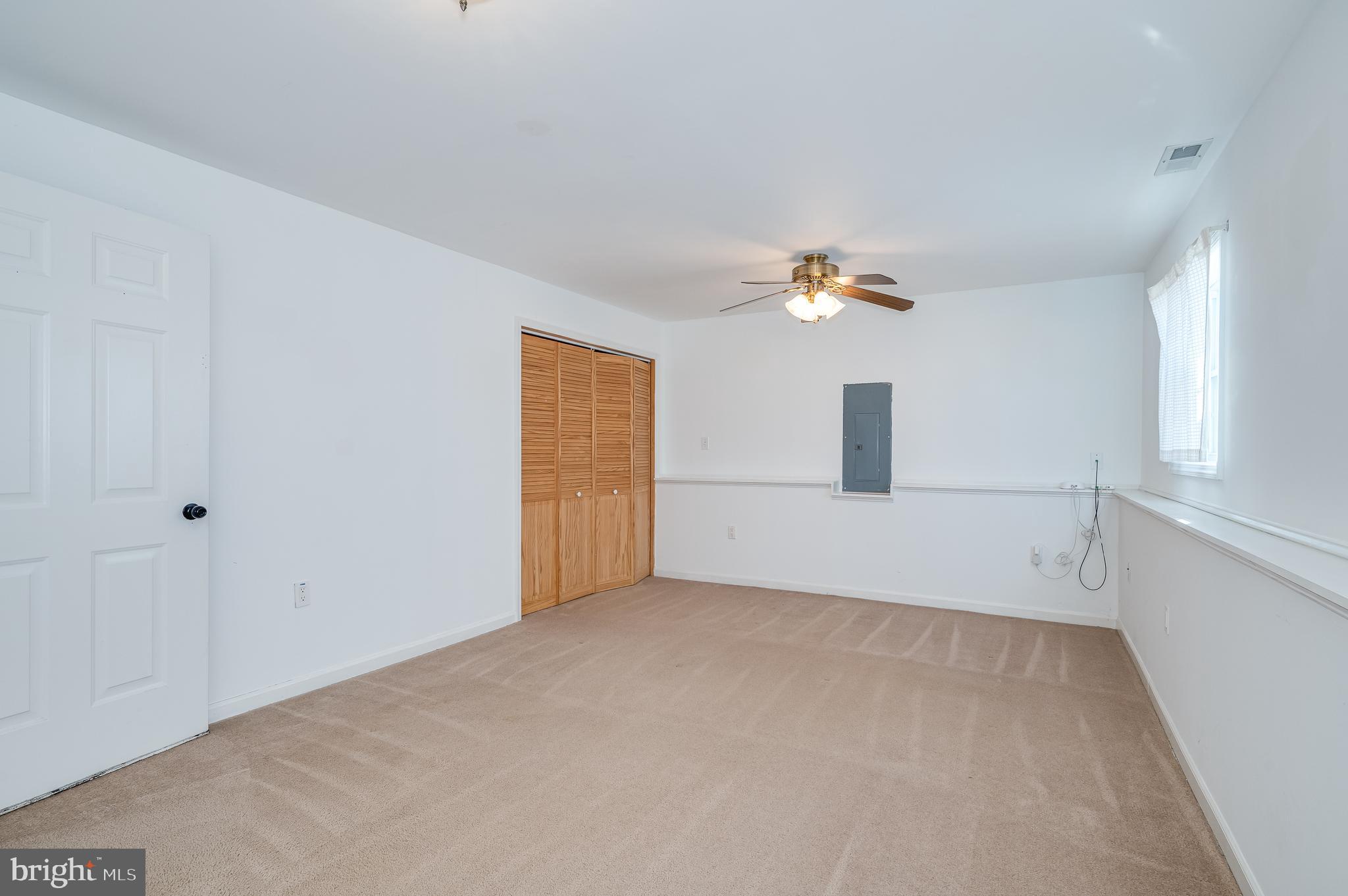 SPRING HILL - Residential Lease