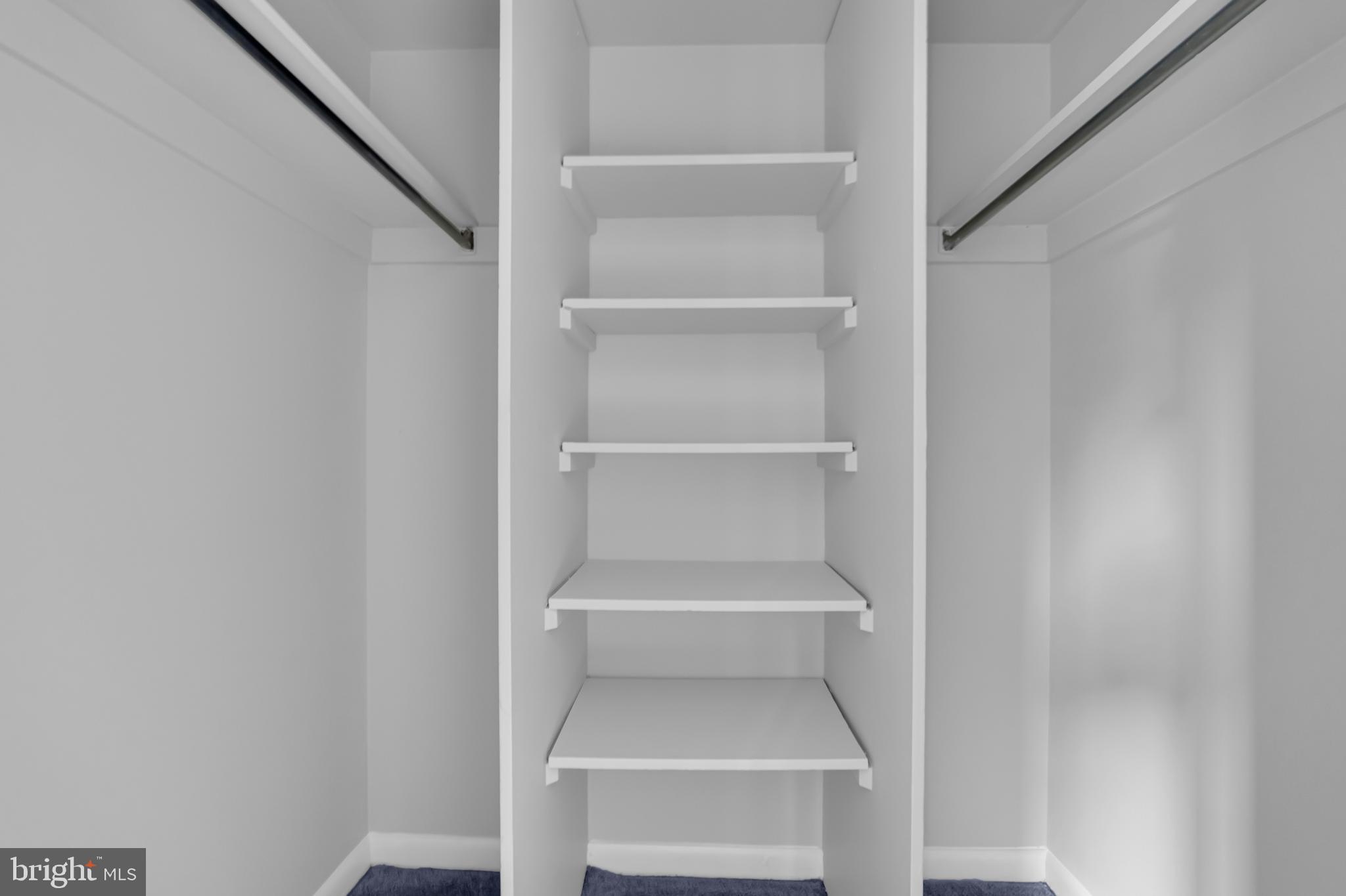 SHADOWOOD - Residential