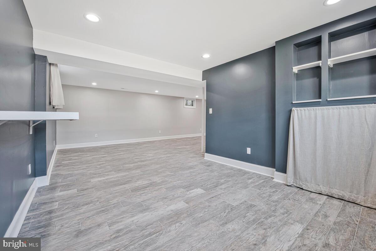 PEPPER MILL VILLAGE - Residential Lease