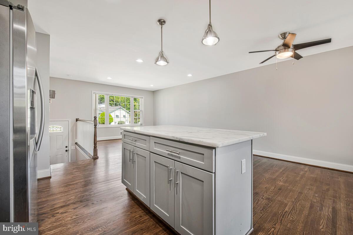 PEPPER MILL VILLAGE - Residential Lease