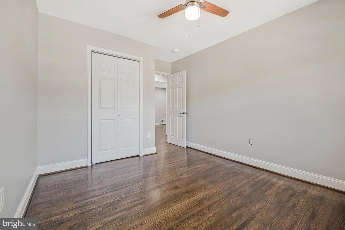 PEPPER MILL VILLAGE - Residential Lease