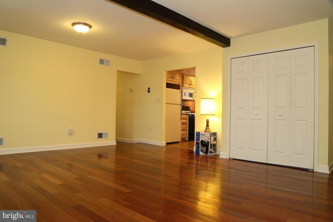 MANOR RIDGE - Residential