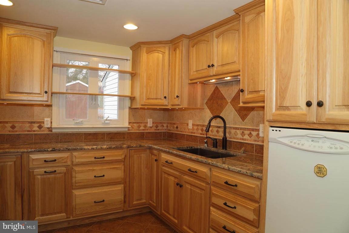 MANOR RIDGE - Residential